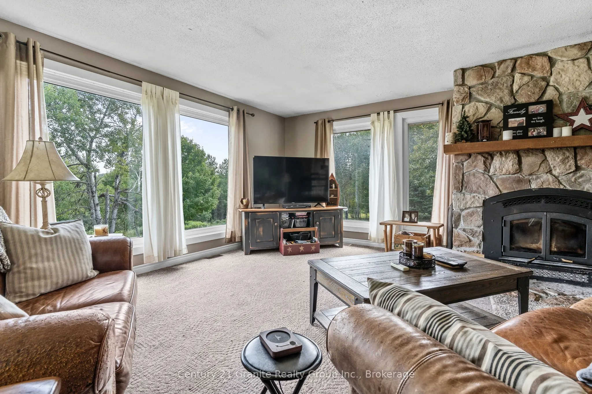 1037 Kernohan Farm Trail
