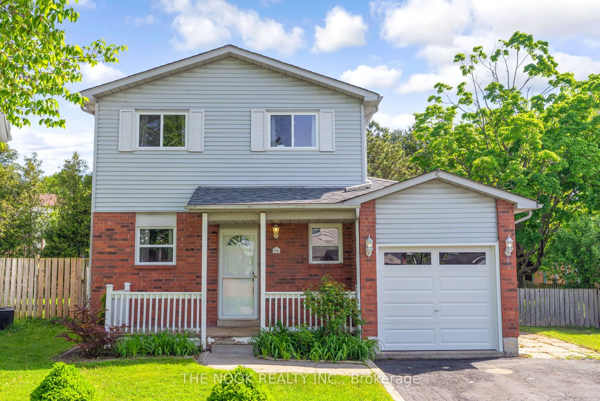 136 Peacock Boulevard