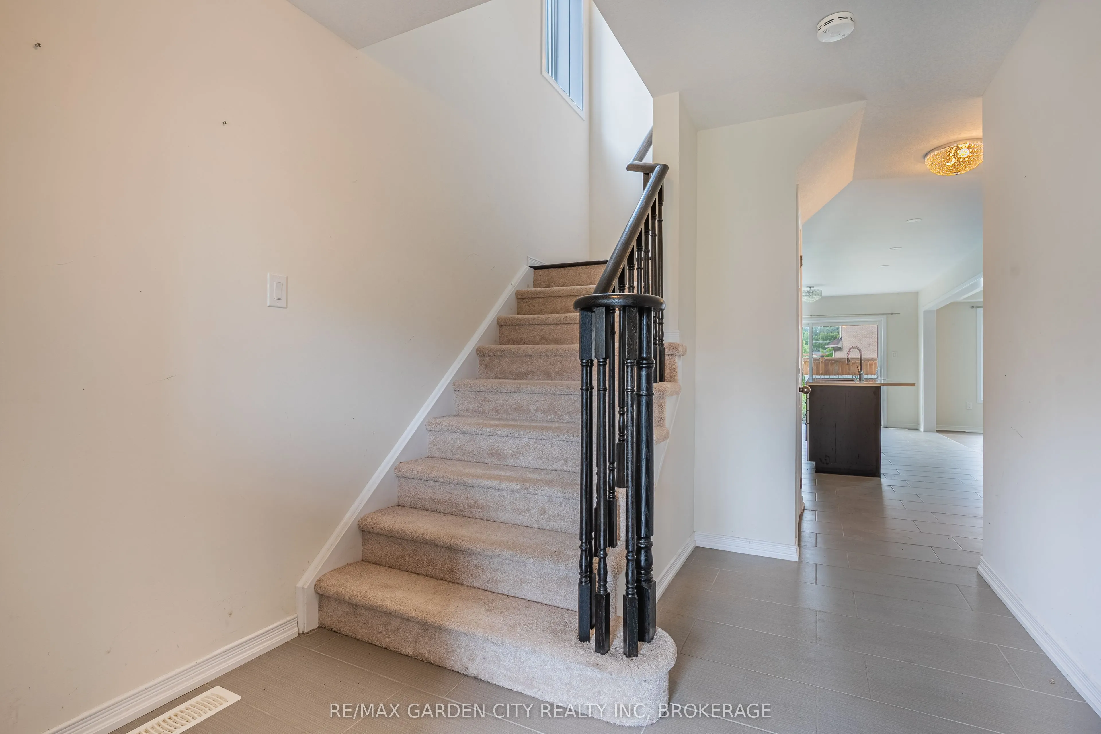 7993 Hackberry Trail