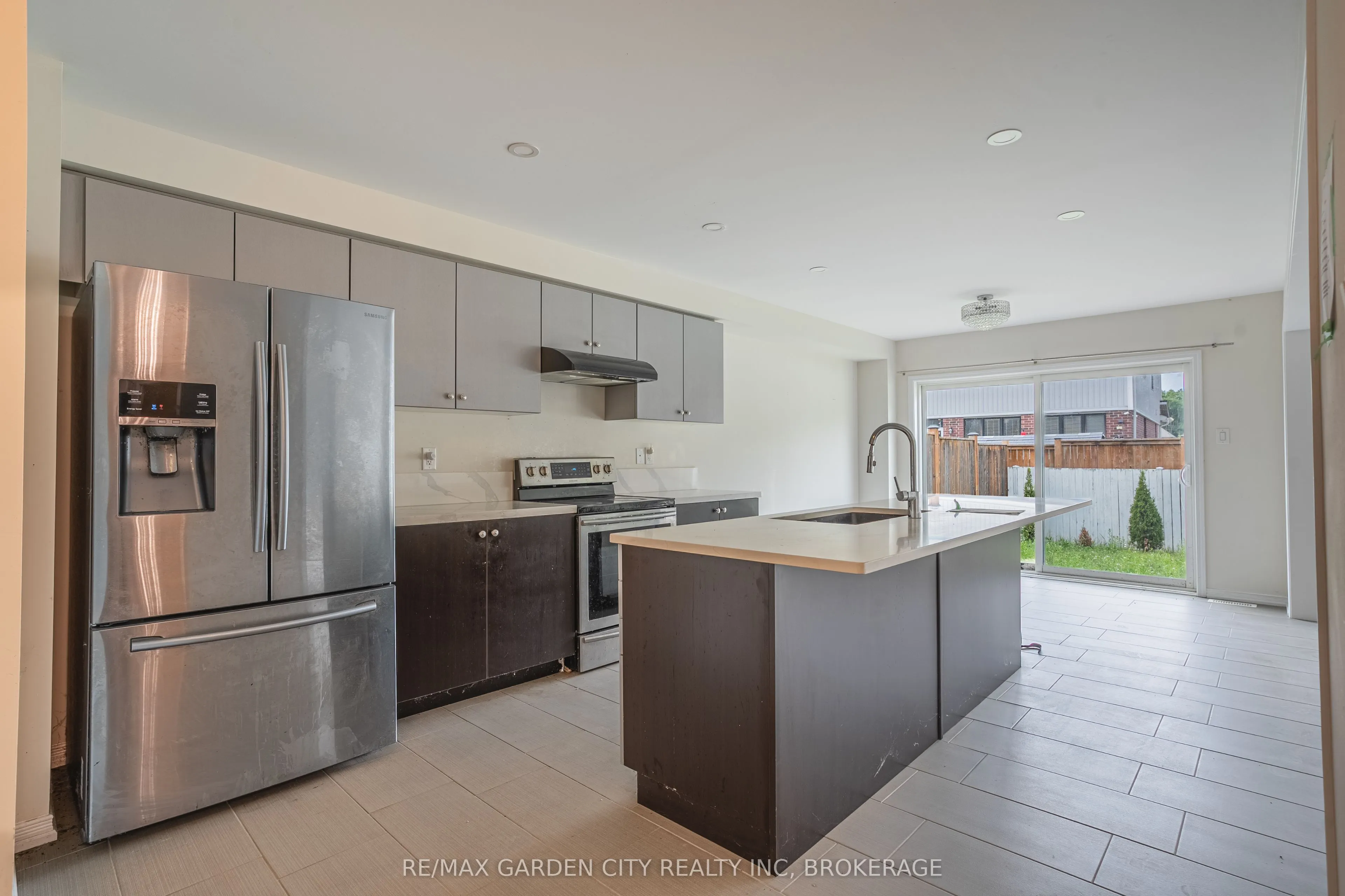 7993 Hackberry Trail