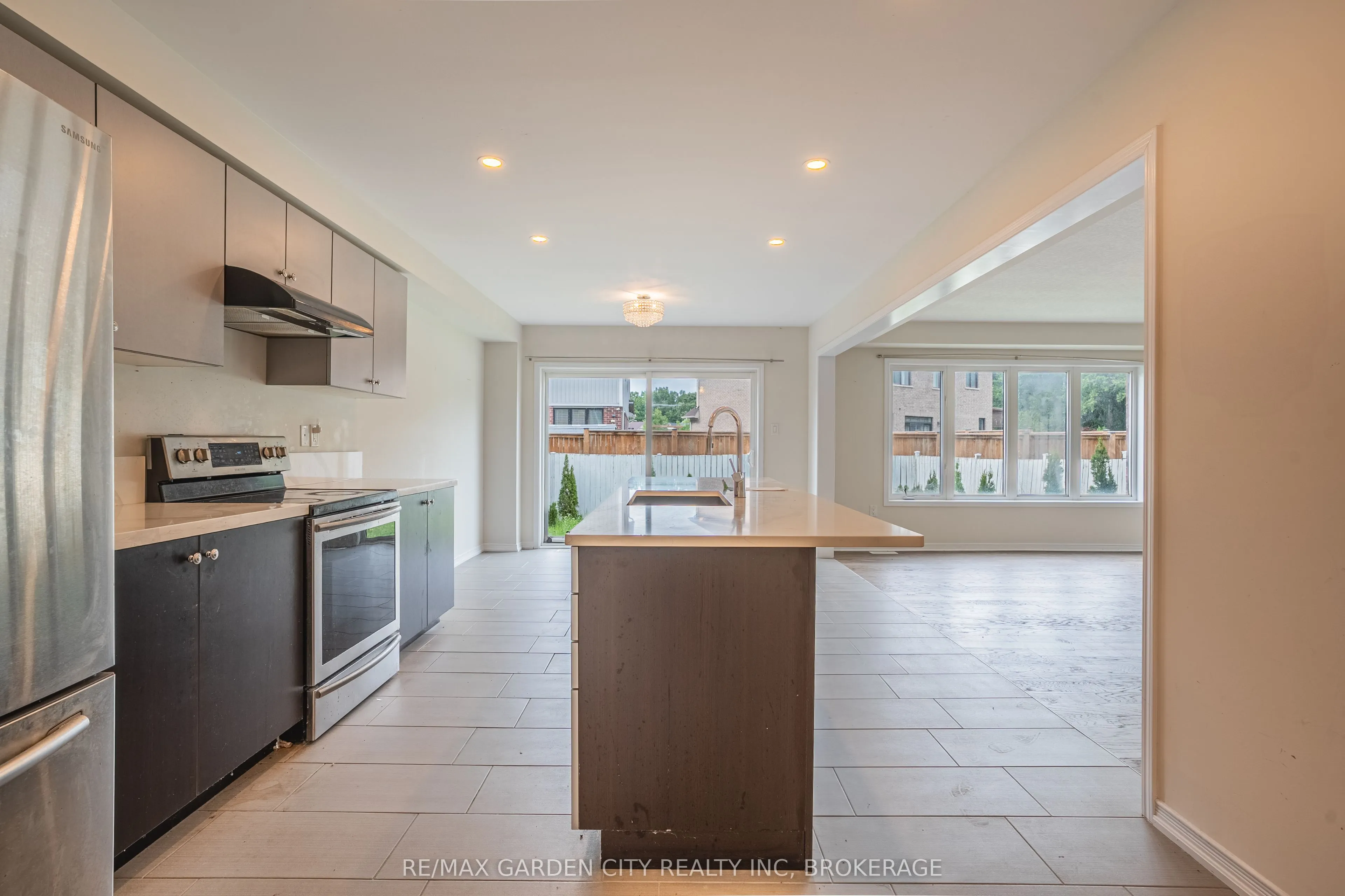 7993 Hackberry Trail