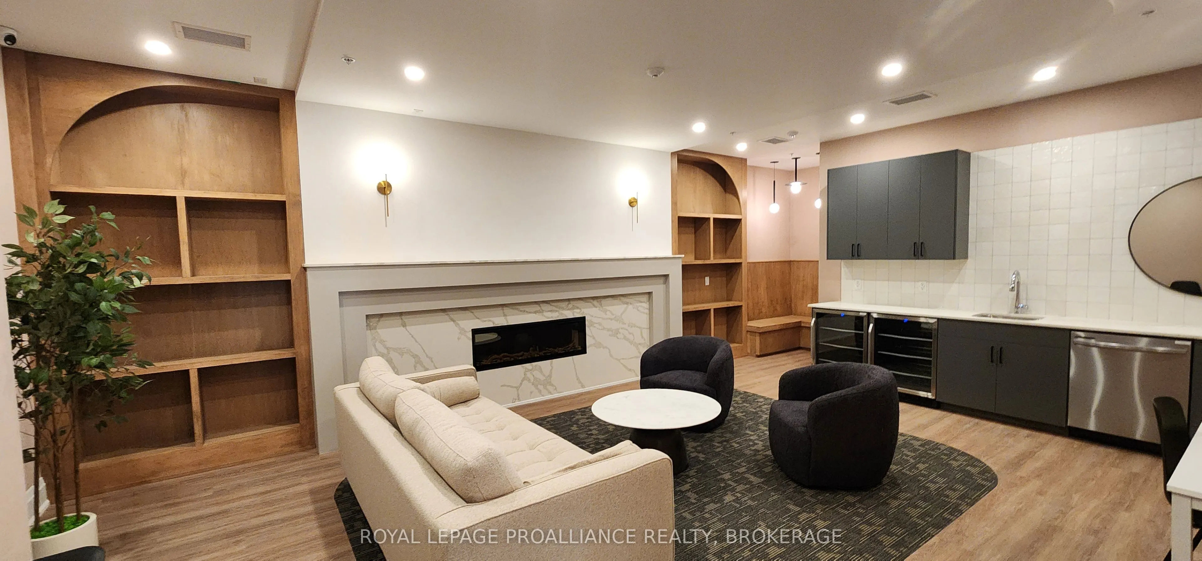 223 Princess Street, #801