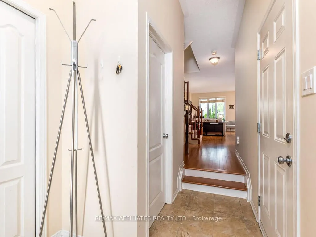 252 Badgeley Avenue