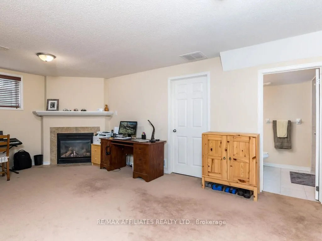 252 Badgeley Avenue