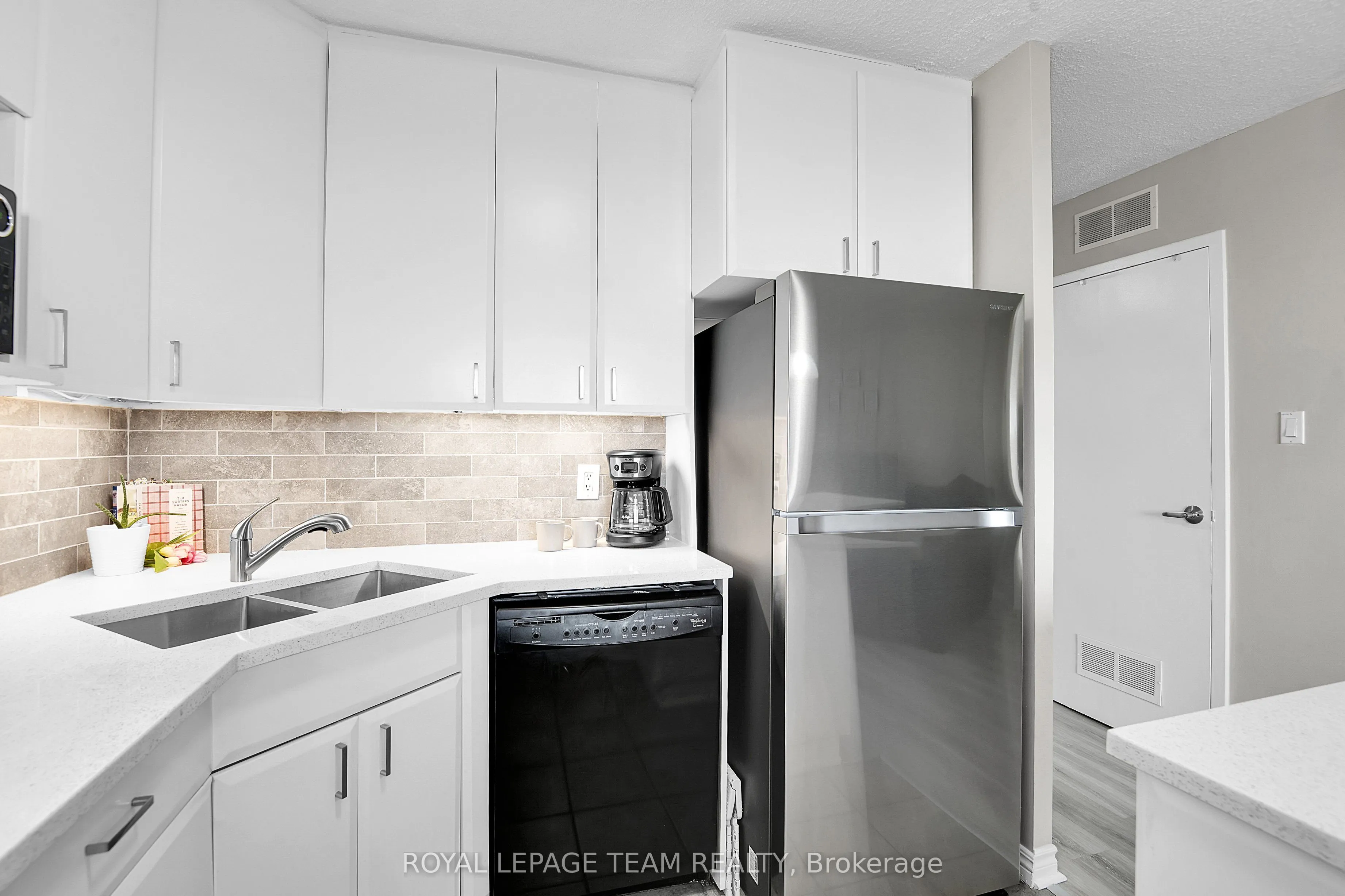 900 Dynes Road, #2409