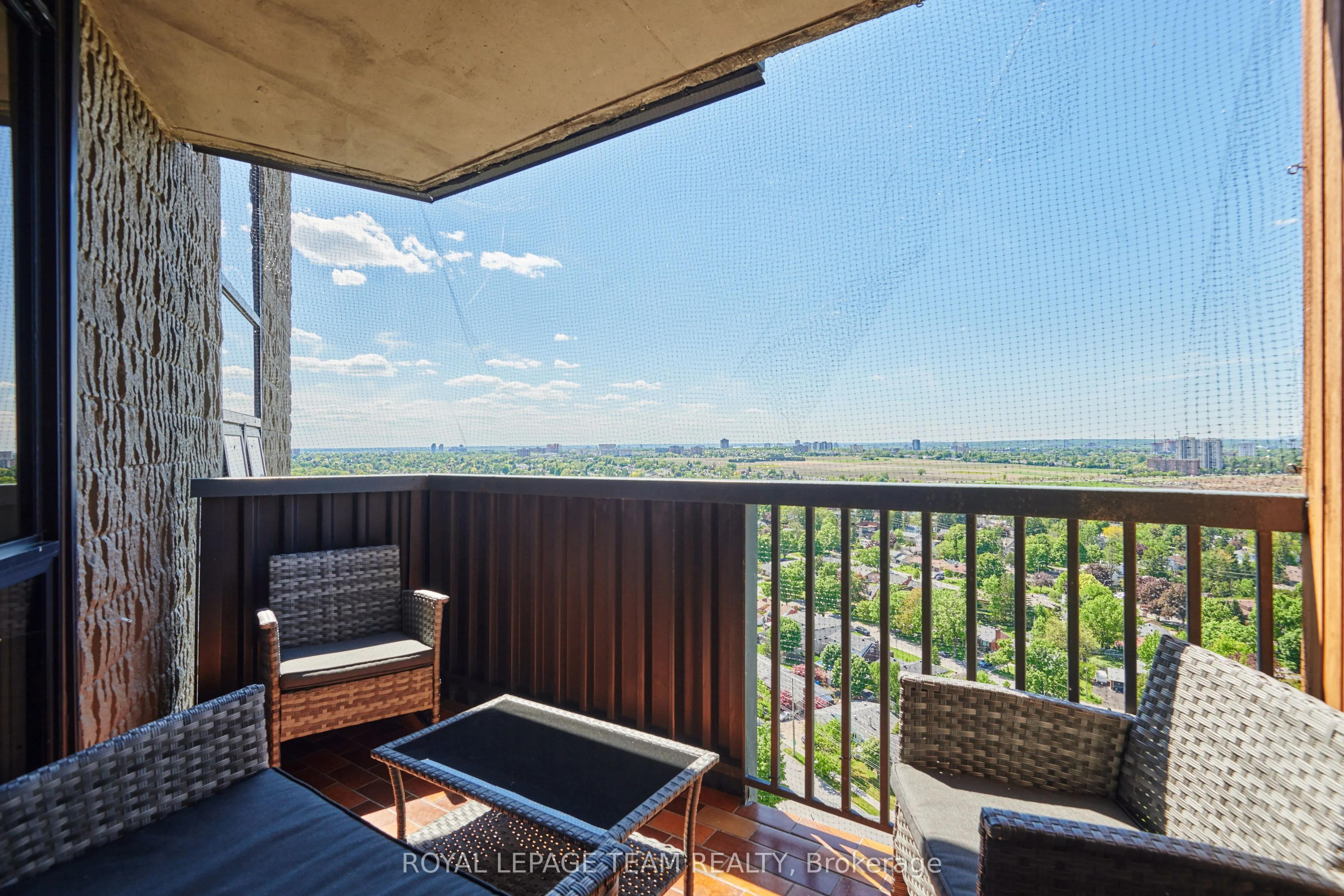 900 Dynes Road, #2409
