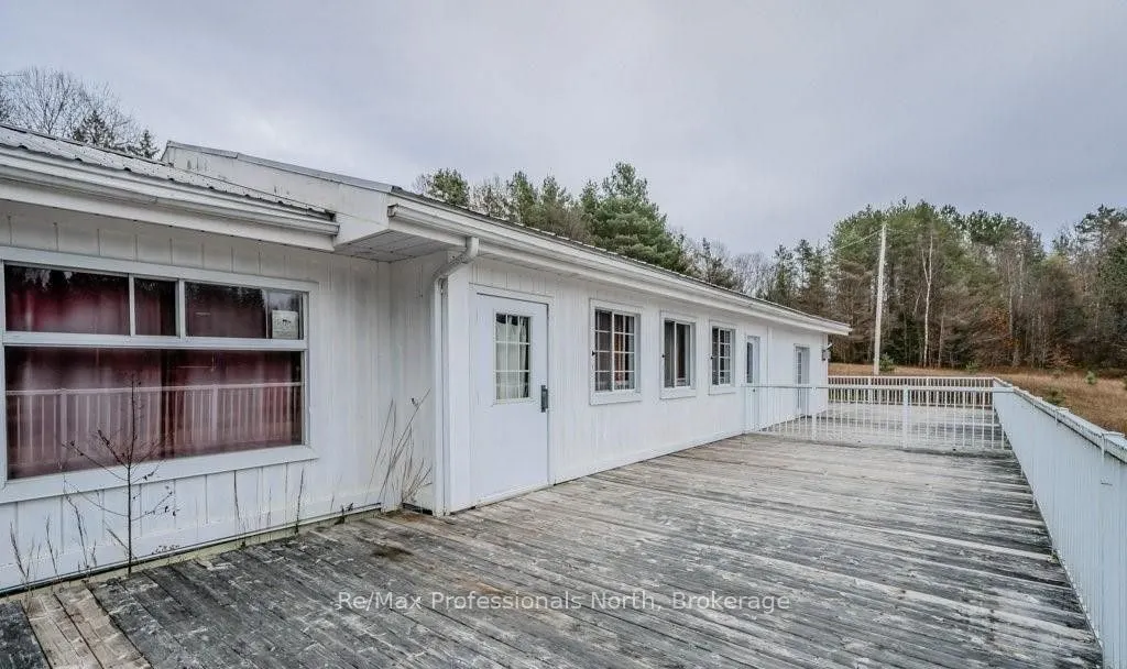 2180-2186 HIGHWAY 141