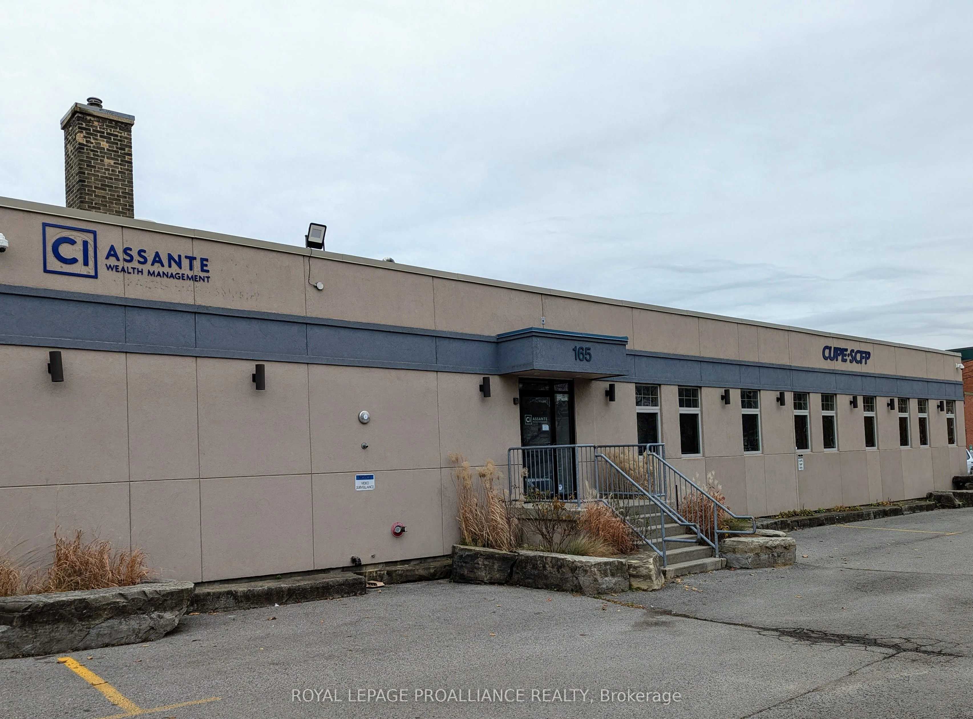 165 Sherbrooke Street, #1B