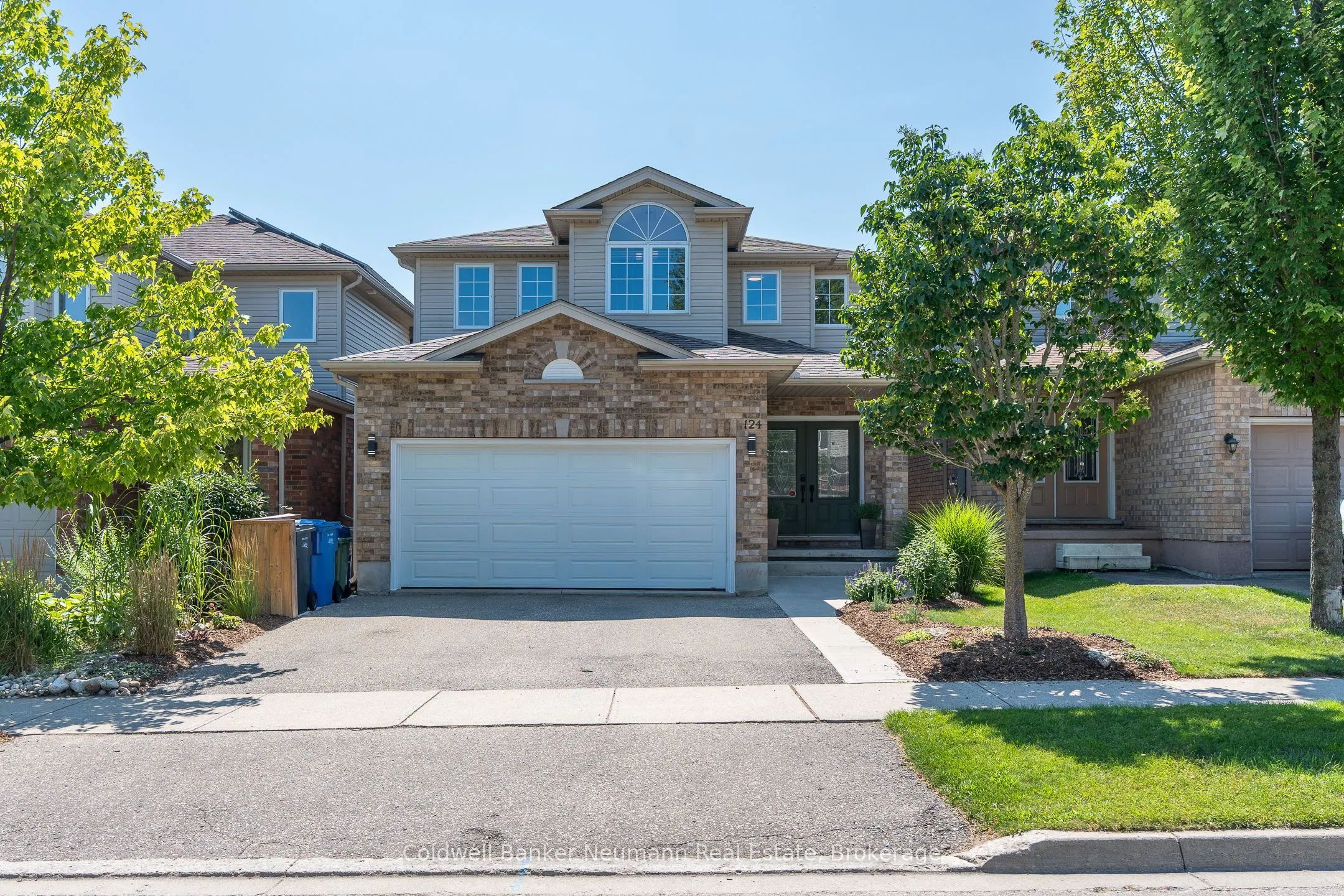 124 Clough Crescent
