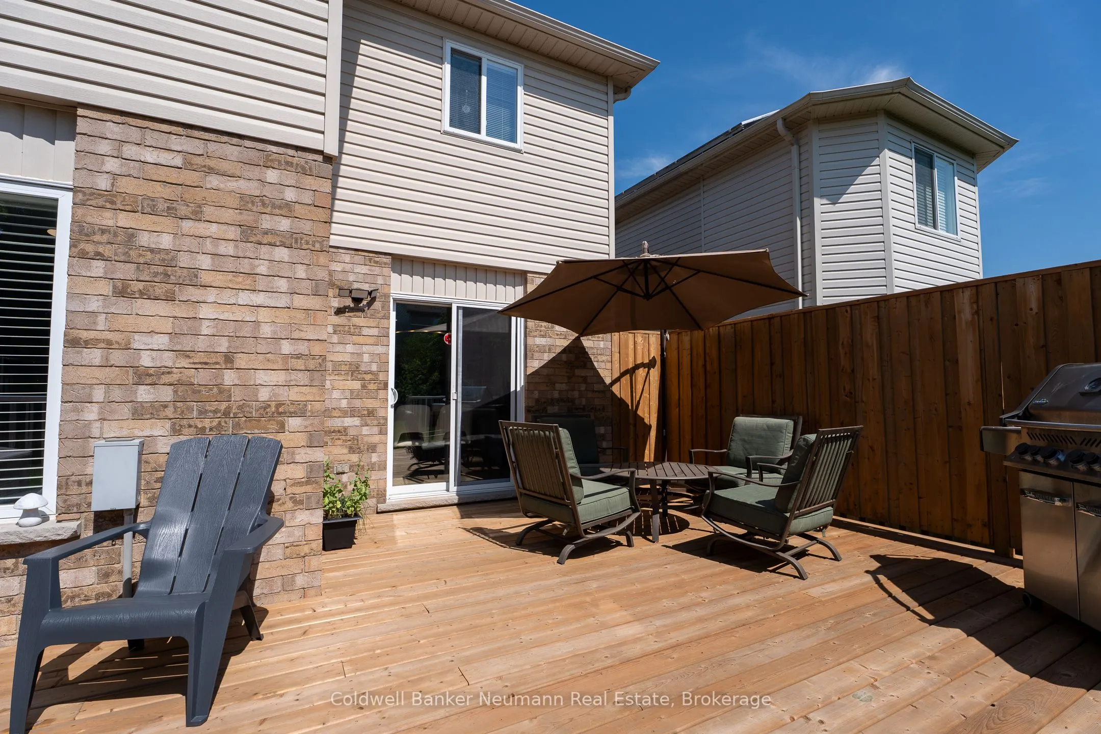 124 Clough Crescent