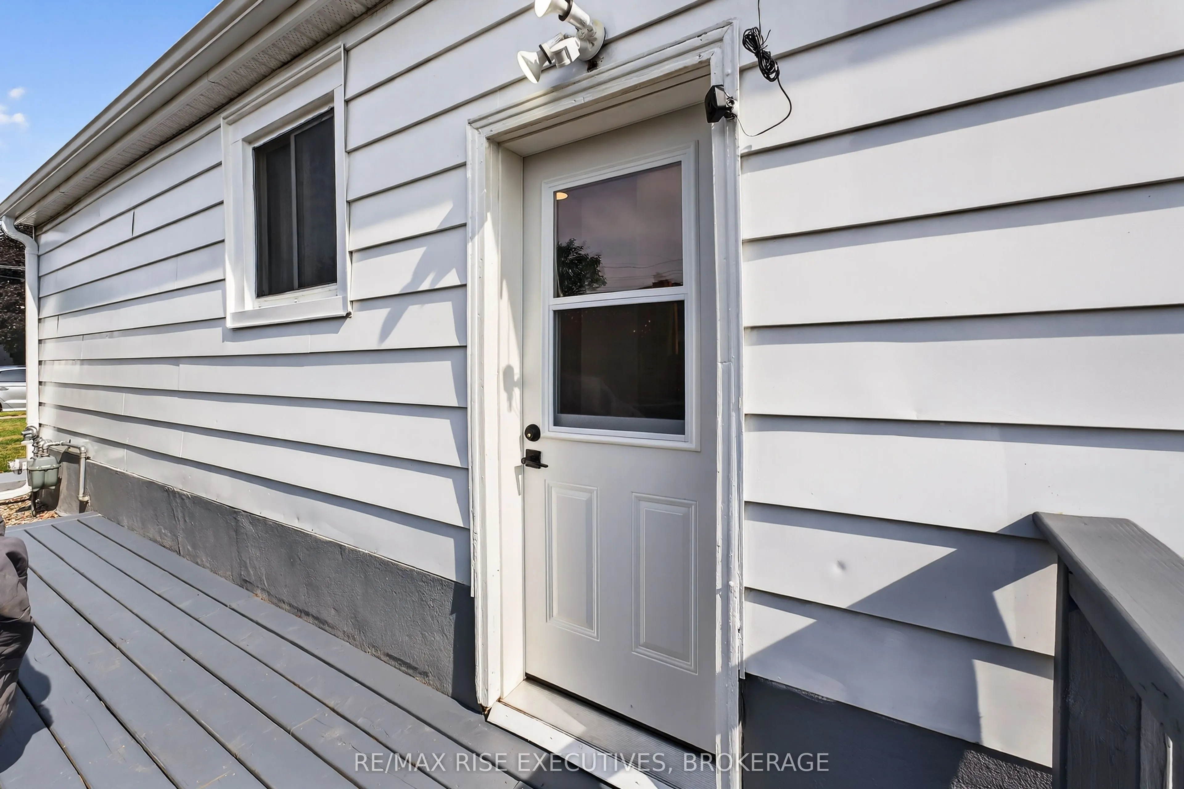 11 Kingscourt Avenue
