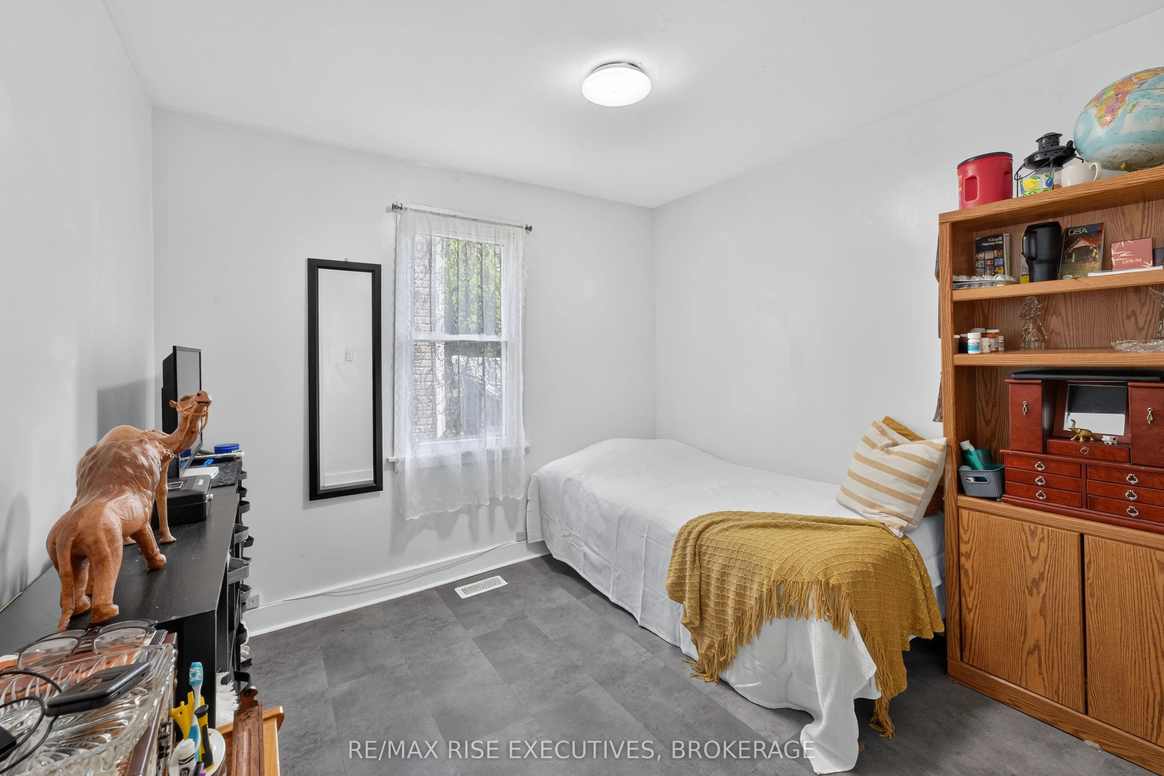 11 Kingscourt Avenue