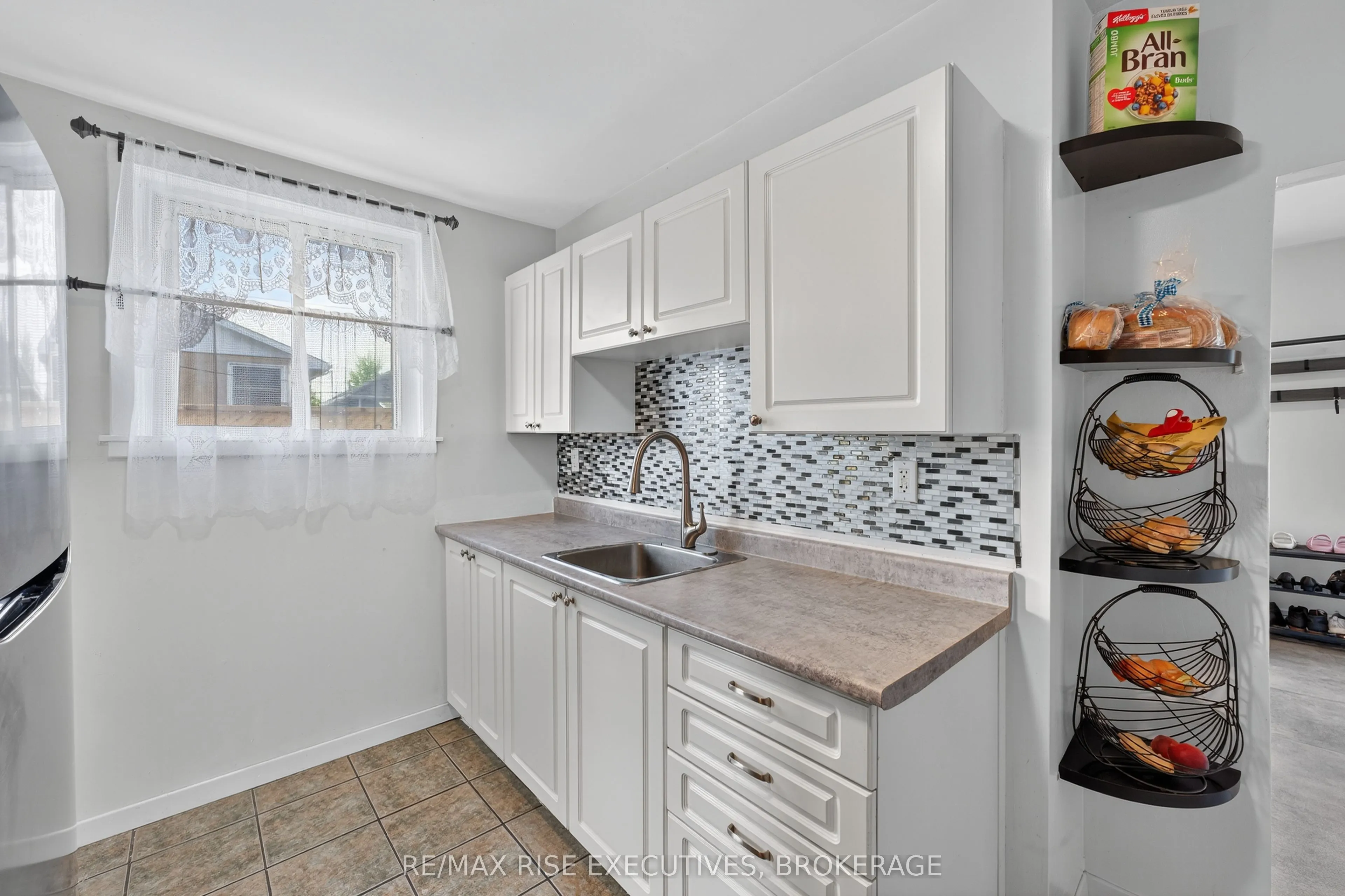 11 Kingscourt Avenue