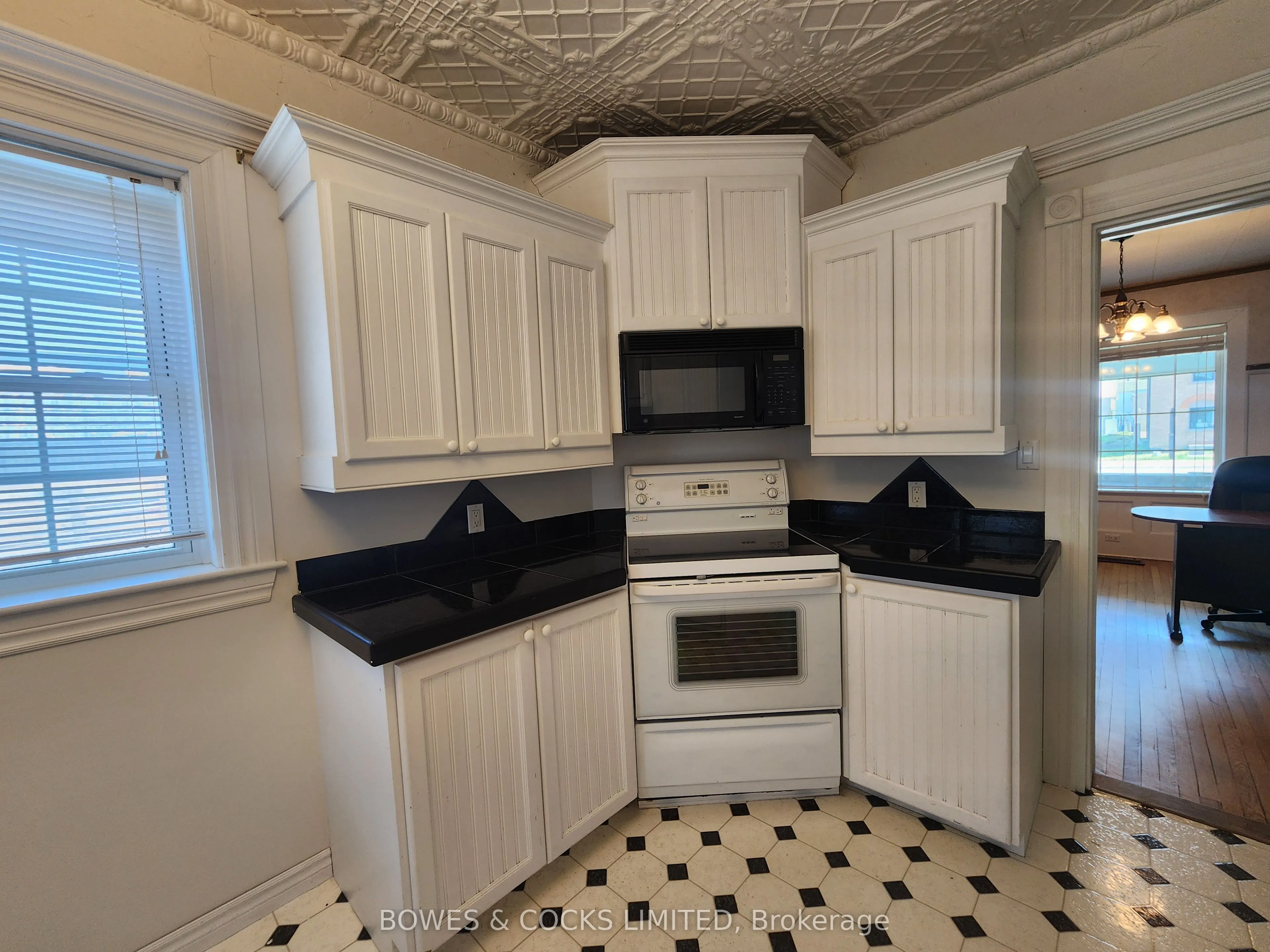 124 Maple Avenue