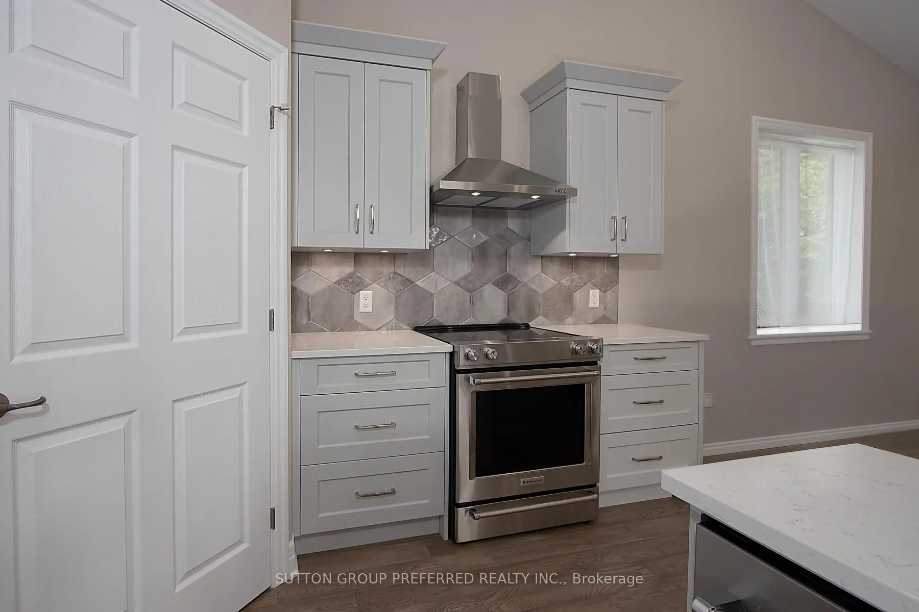 114 Barons Court