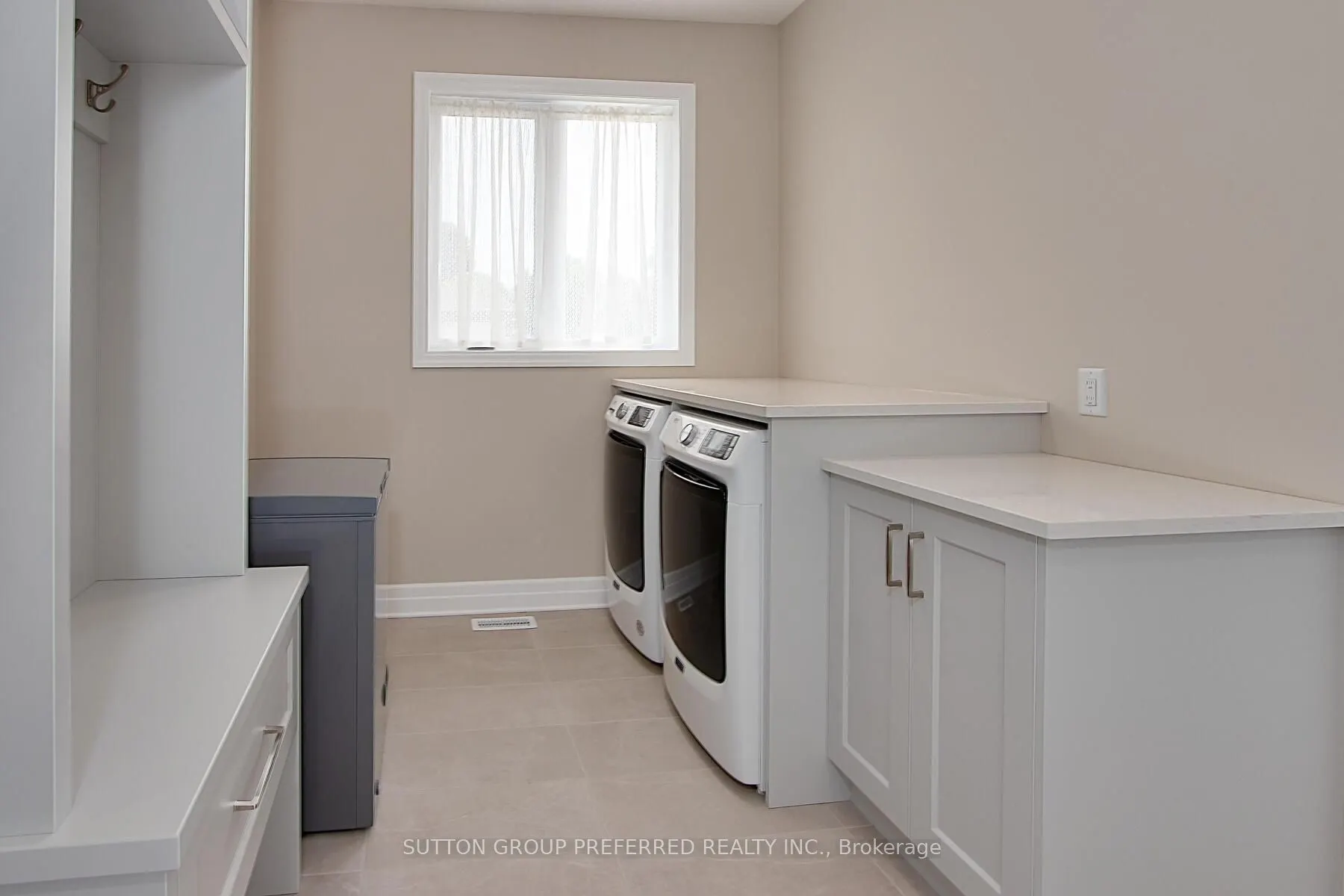114 Barons Court