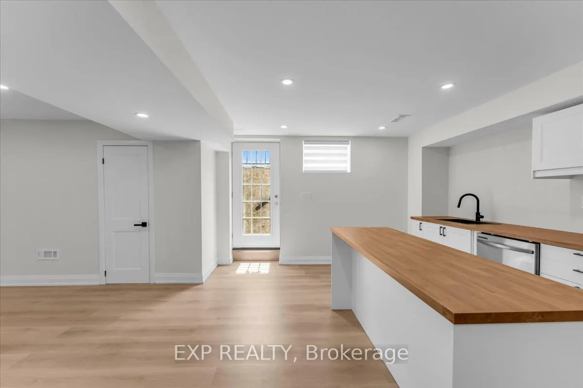 51 Mckernan Avenue, #LOWER