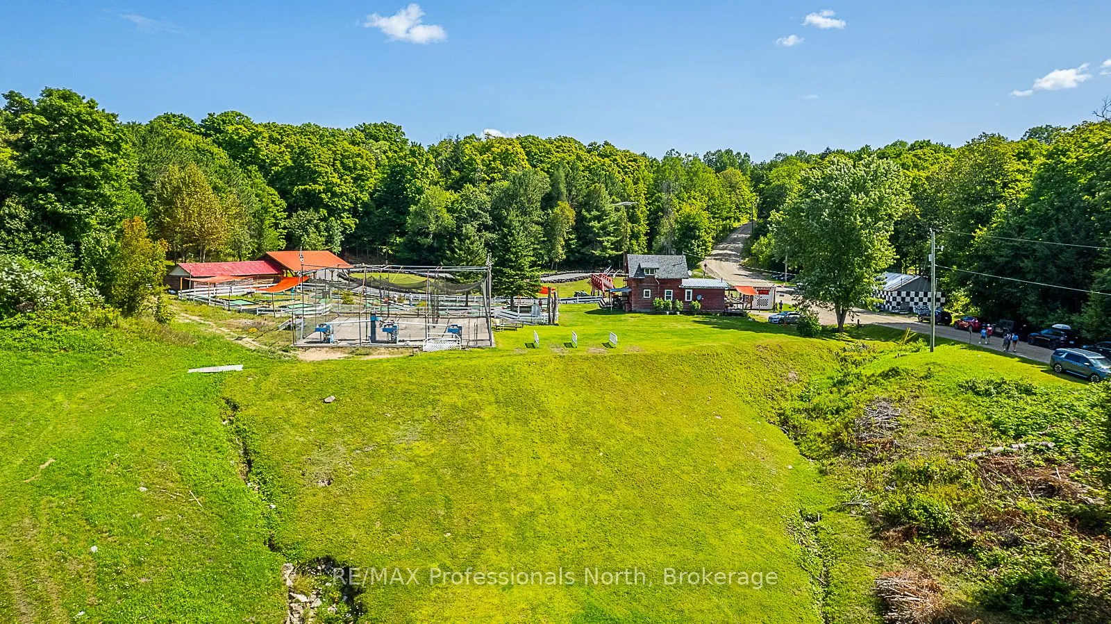1063 RAVINE Road