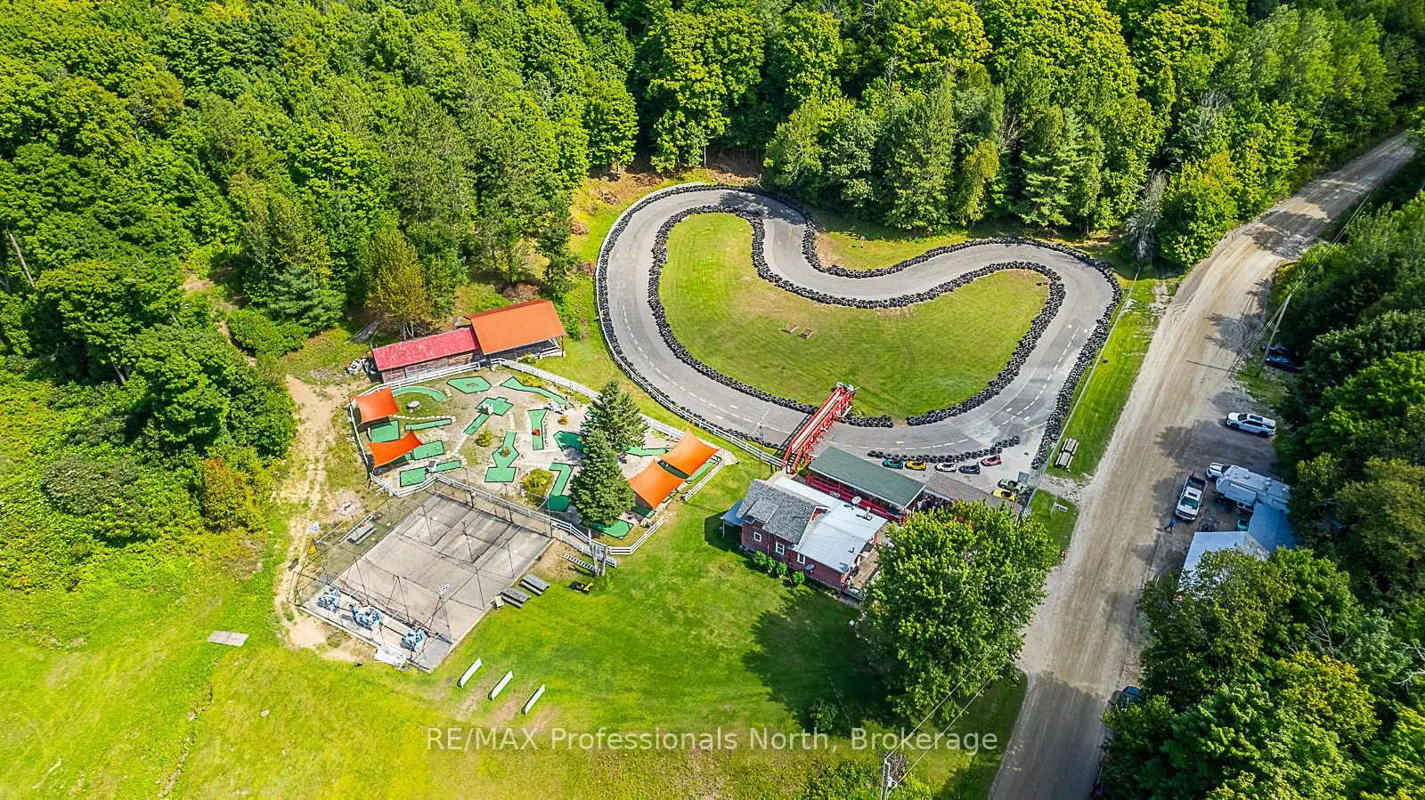 1063 RAVINE Road