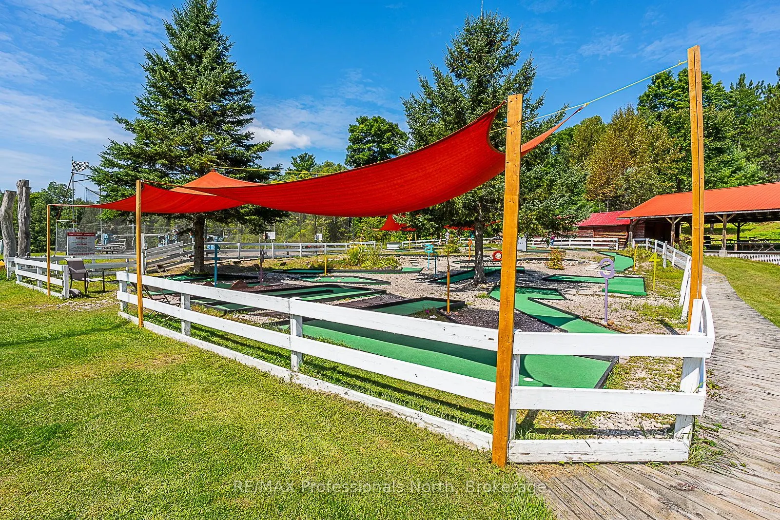 1063 RAVINE Road