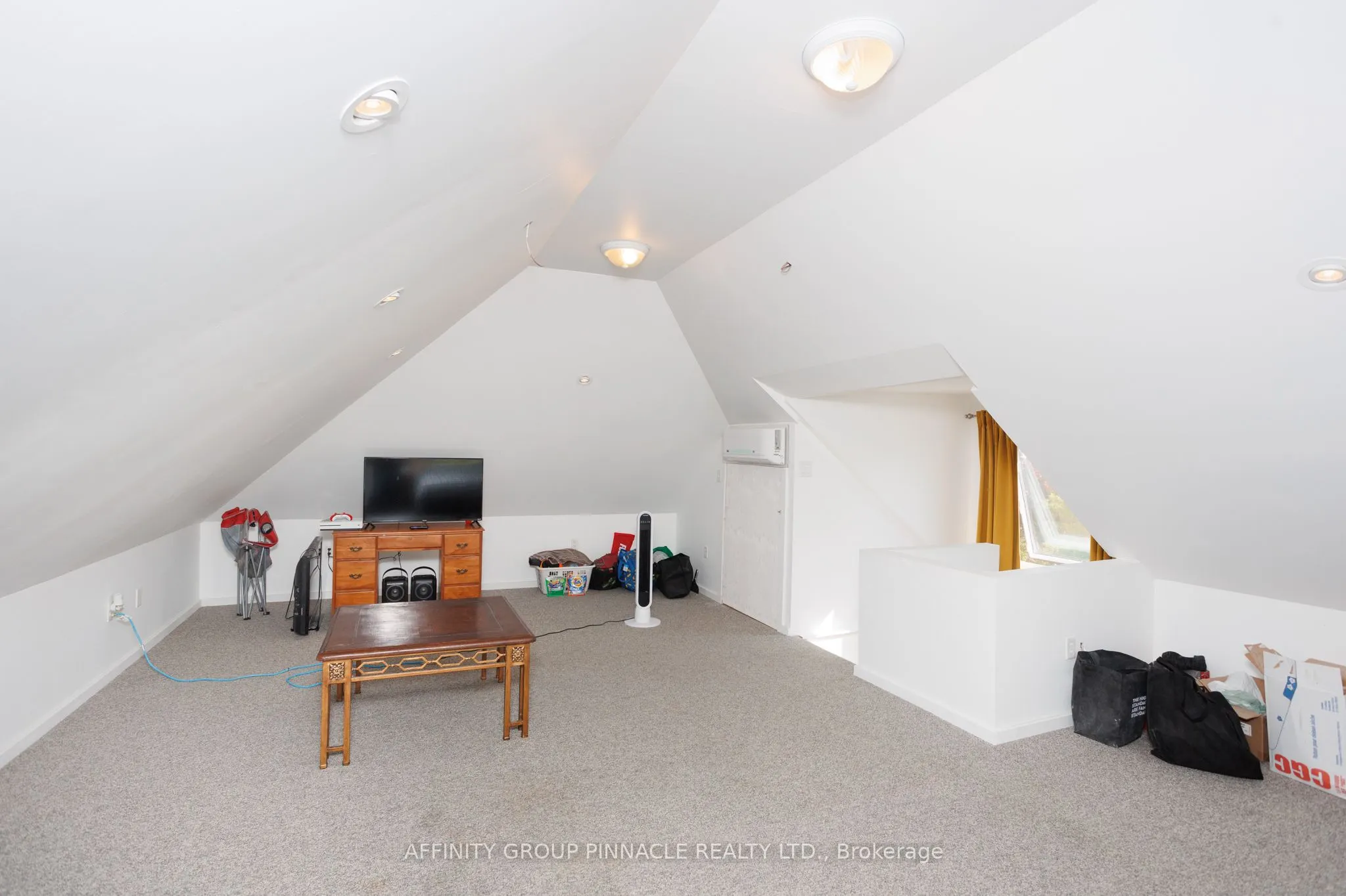 72 Melbourne Street W