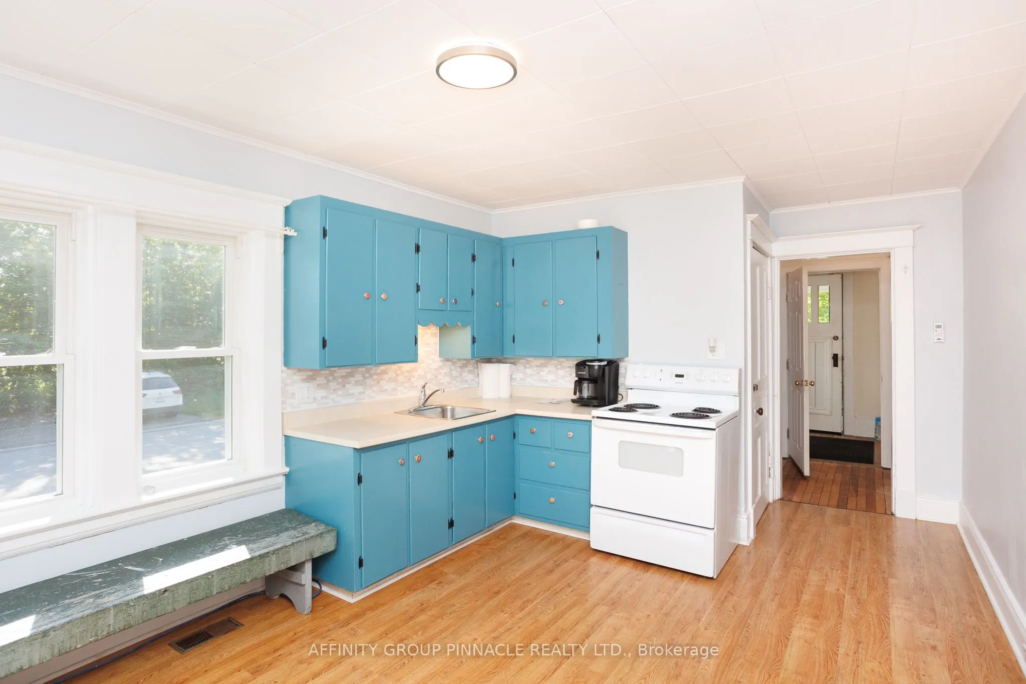 72 Melbourne Street W