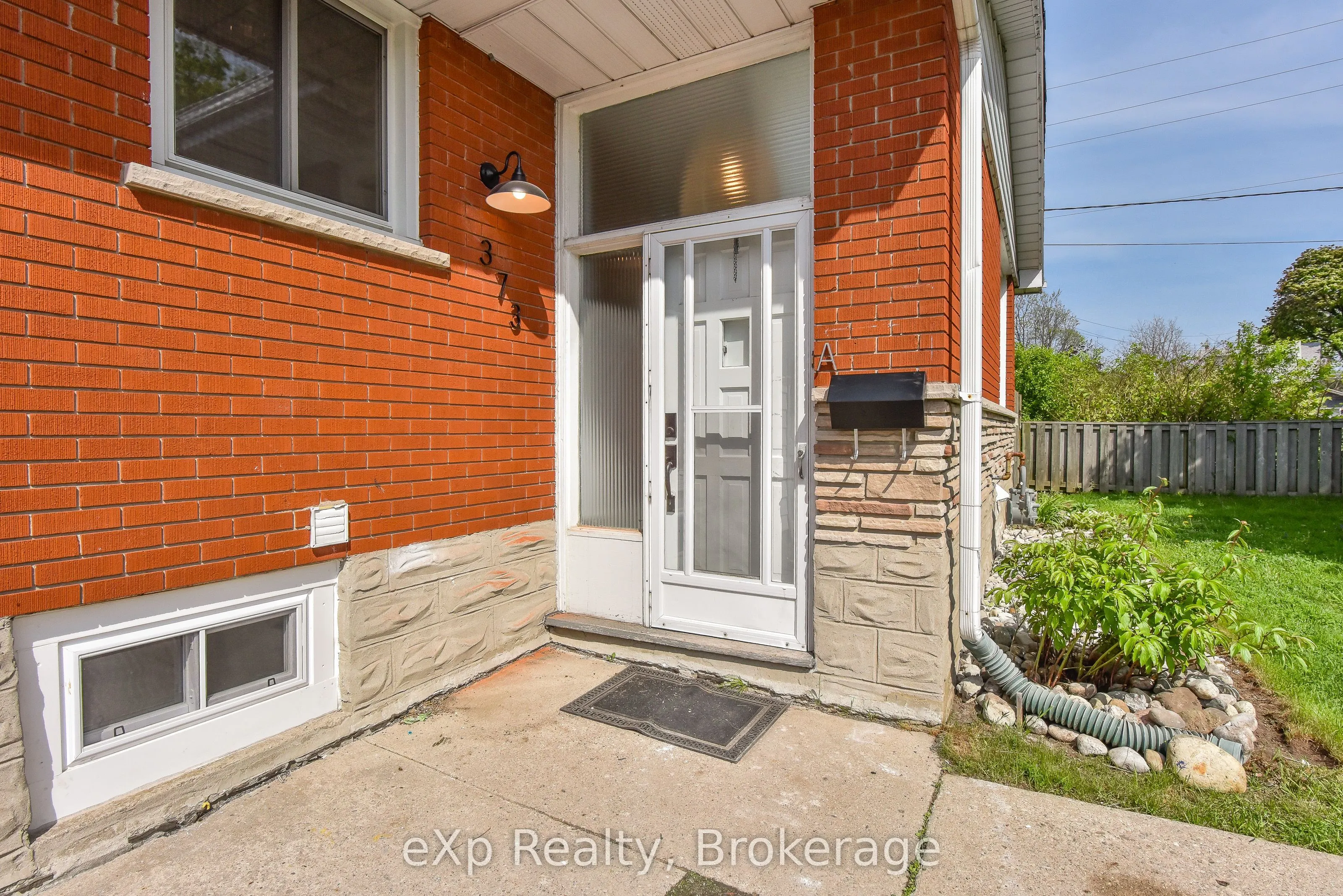 373 Hillcrest Road