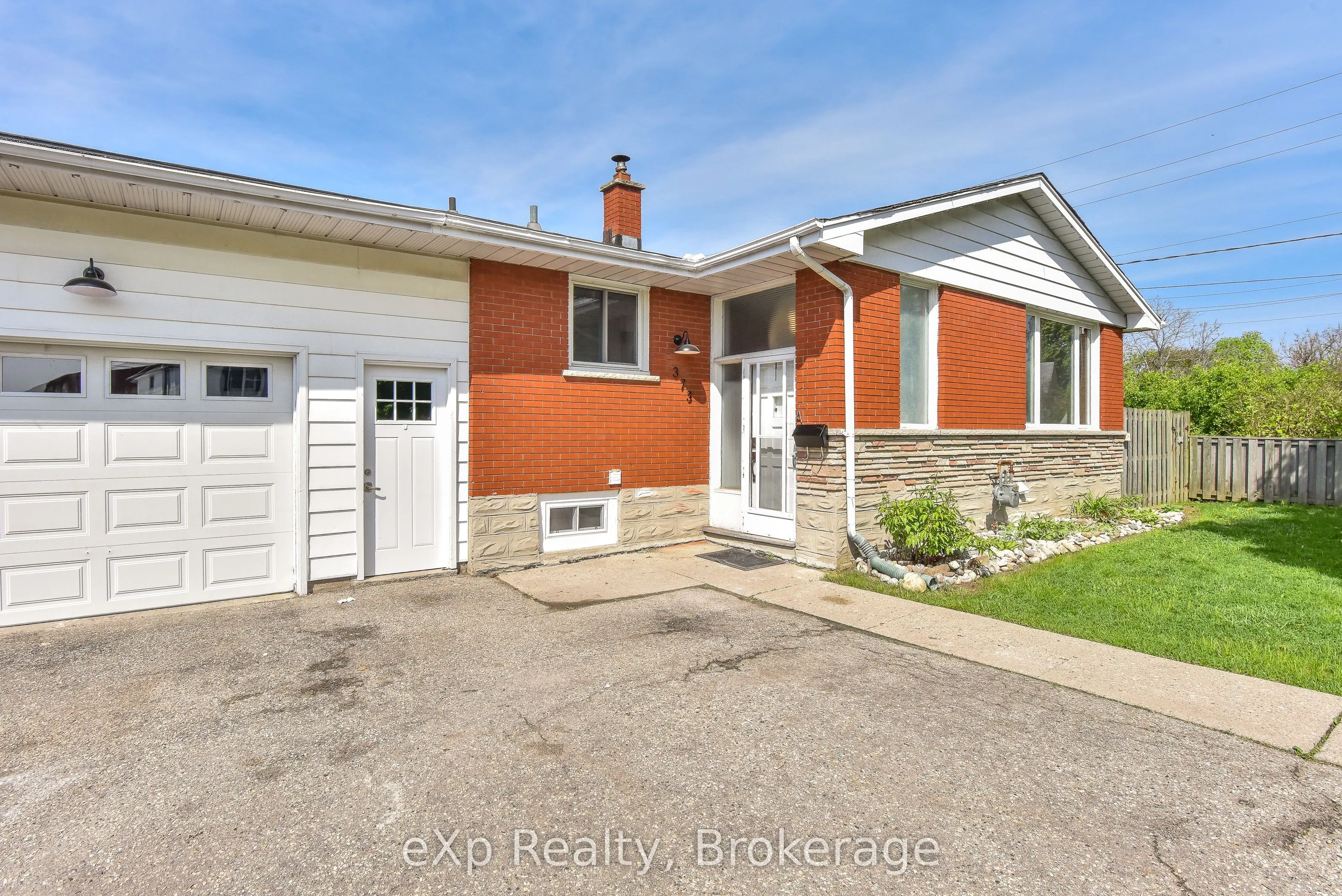 373 Hillcrest Road