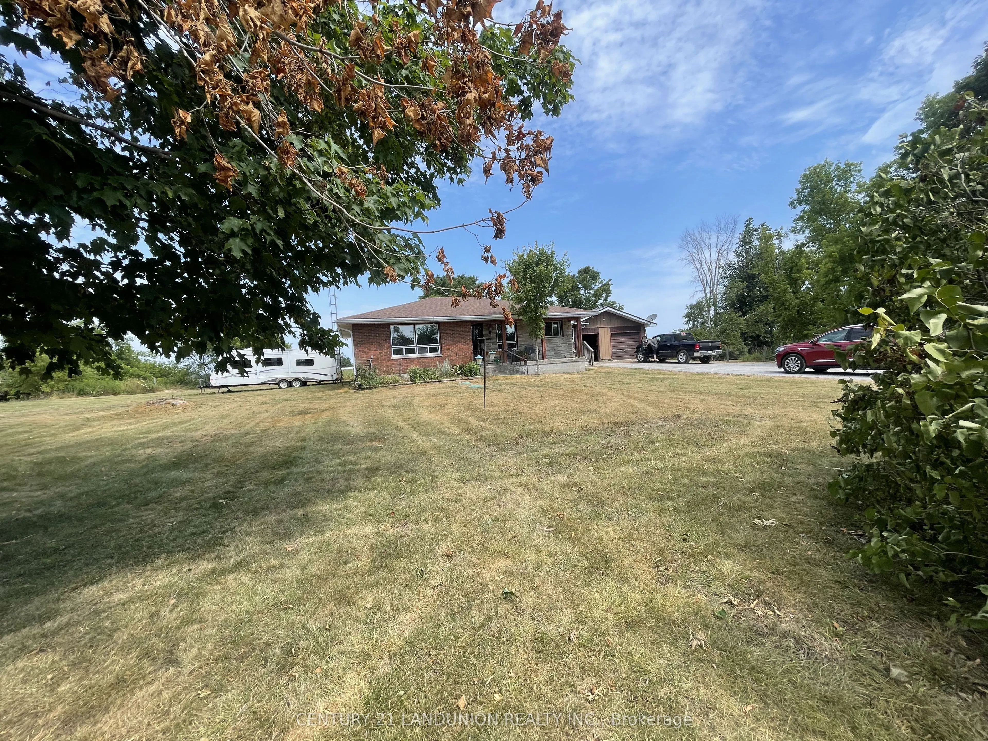 1319 Palestine Road E