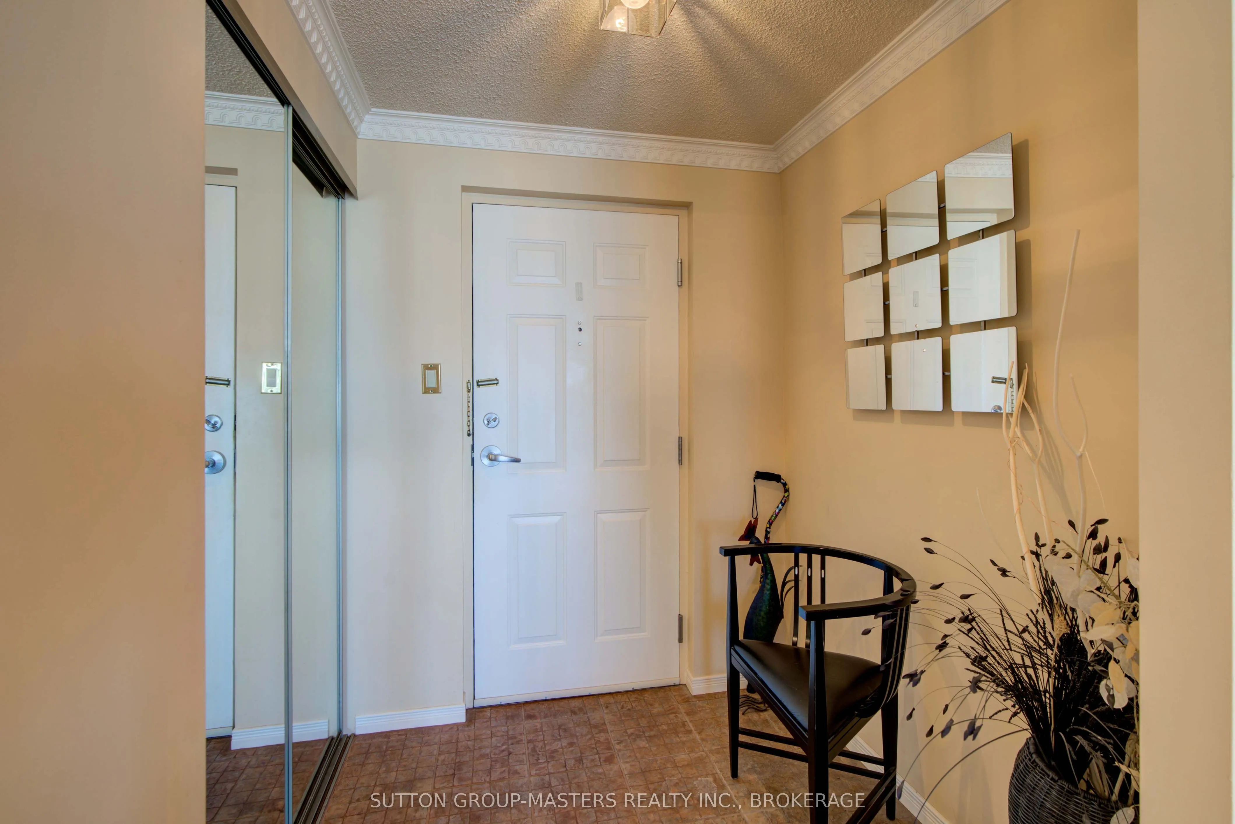 257 Bath Road, #1004
