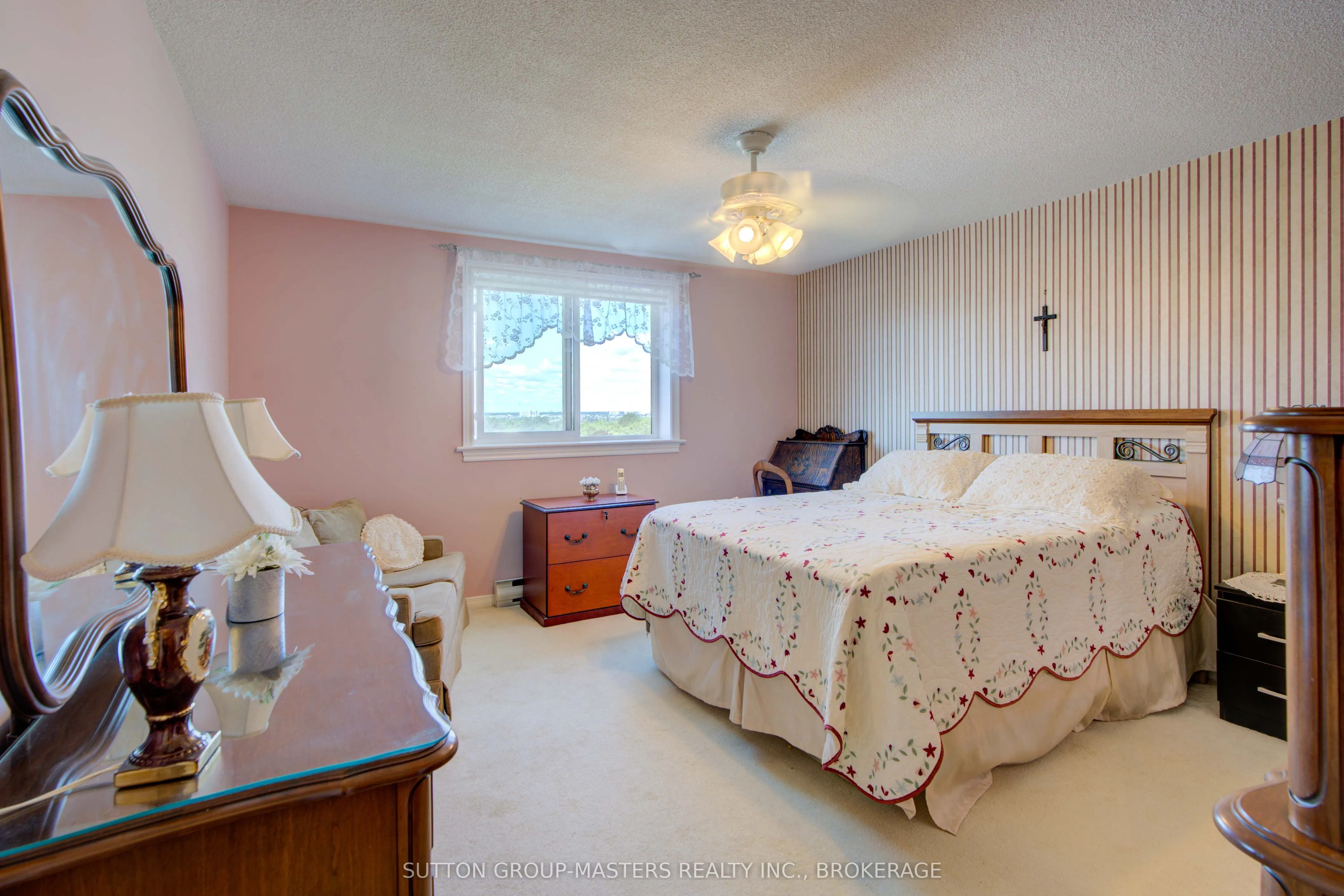 257 Bath Road, #1004