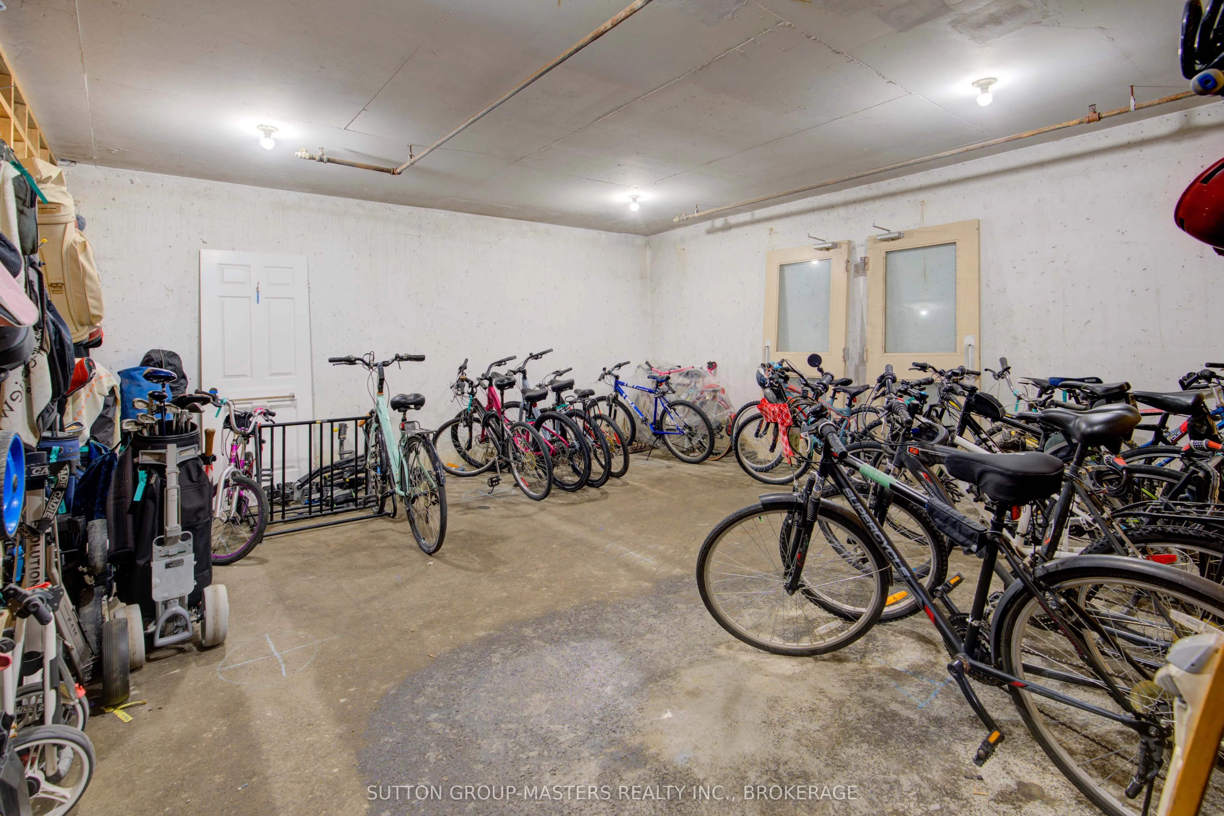 257 Bath Road, #1004