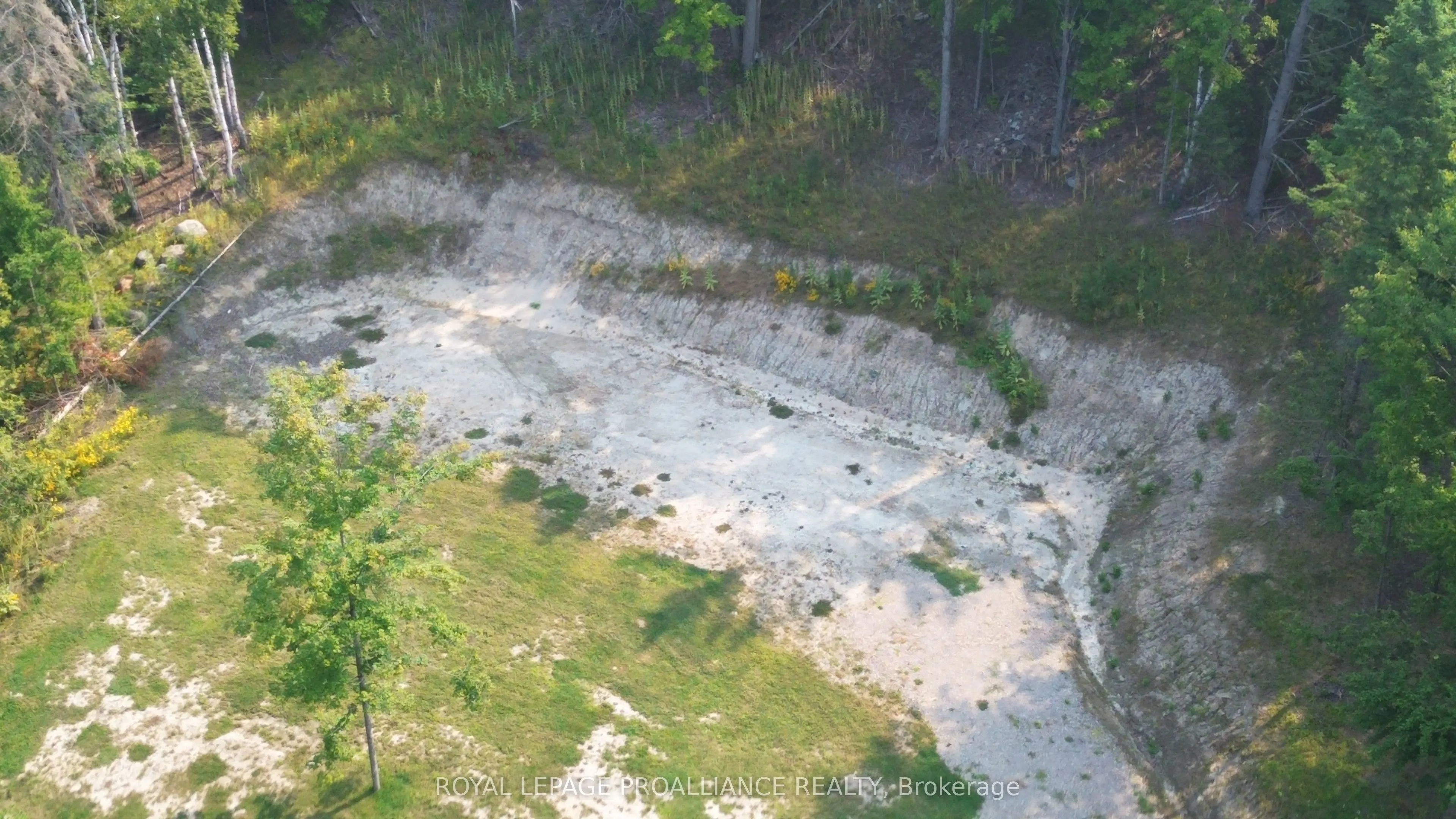 1054 Centre Line Road