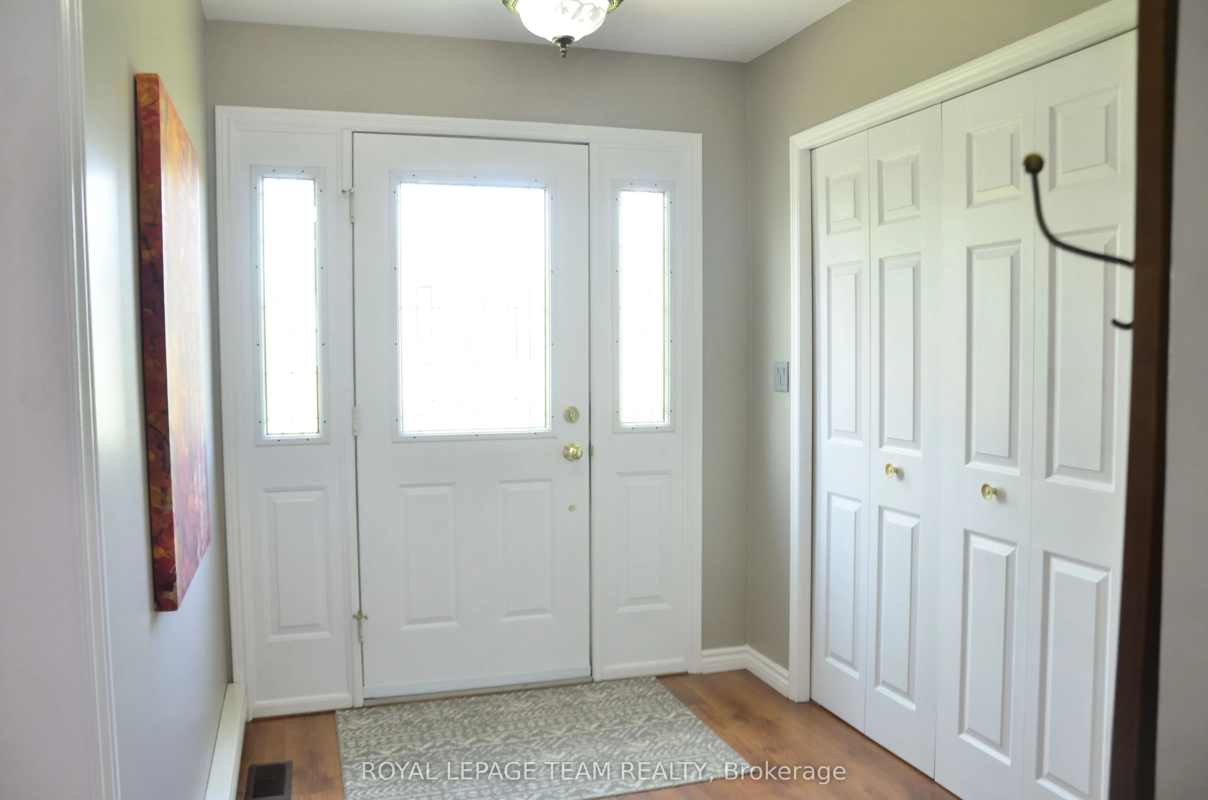 4951 (Hwy 31) Bank Street N