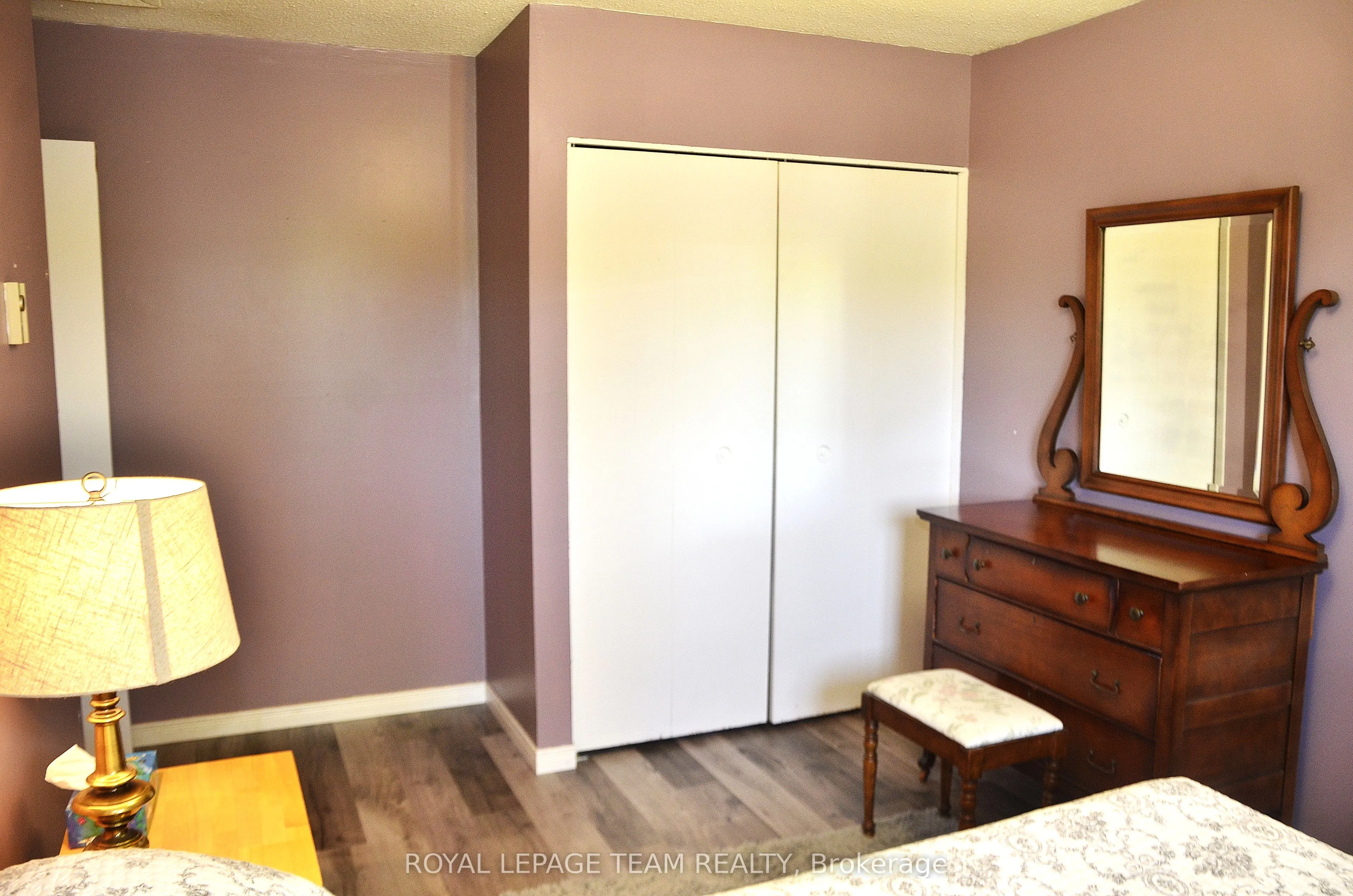 4951 (Hwy 31) Bank Street N