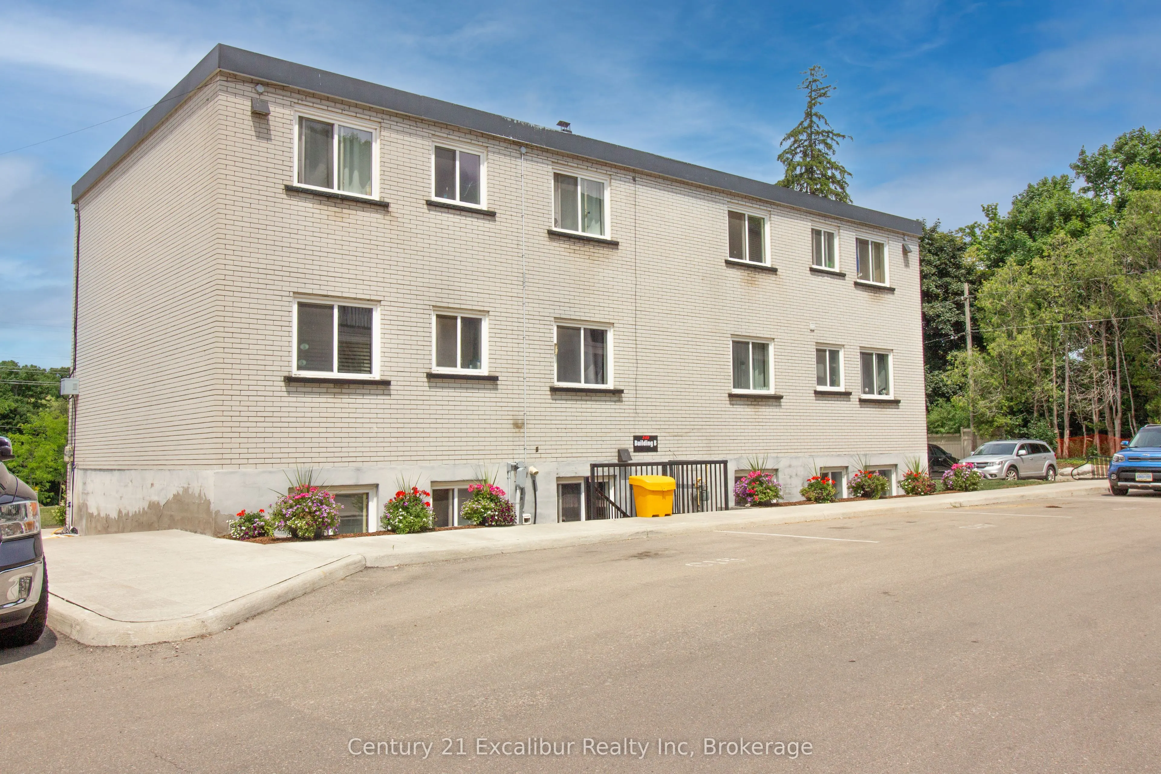 360 Queen Street E, #8