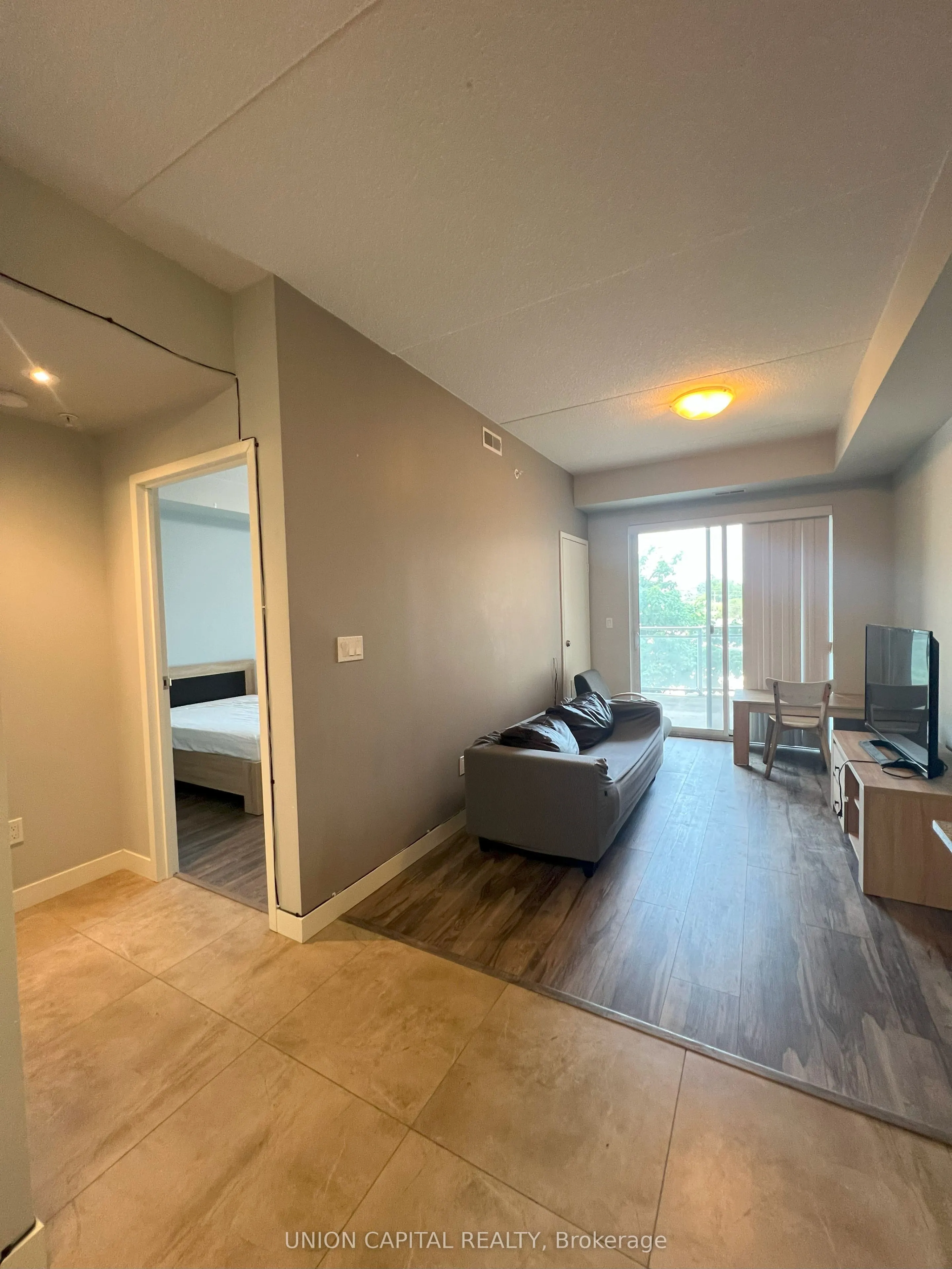 62 Balsam Street, #B207