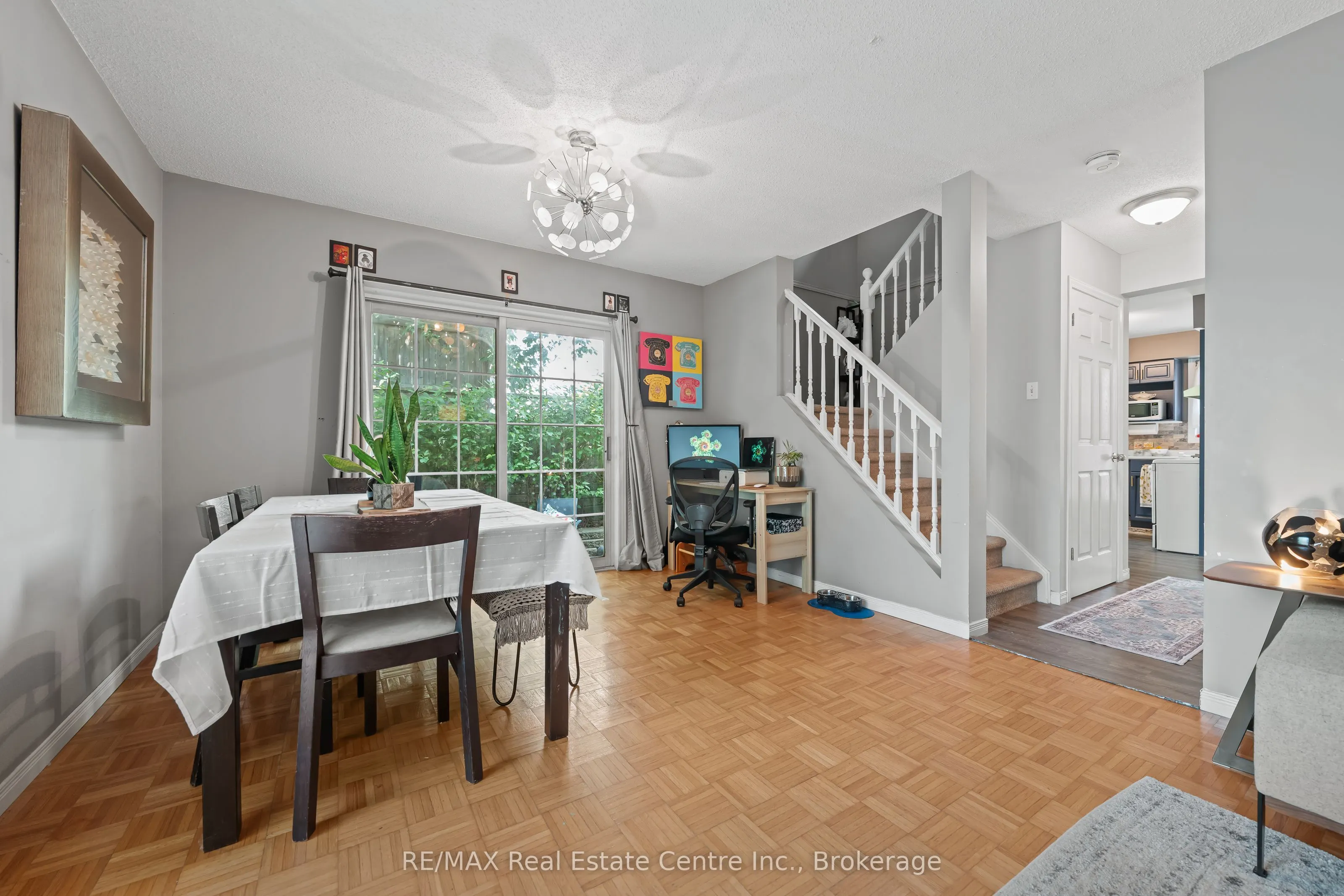 229 Baker Street, #10
