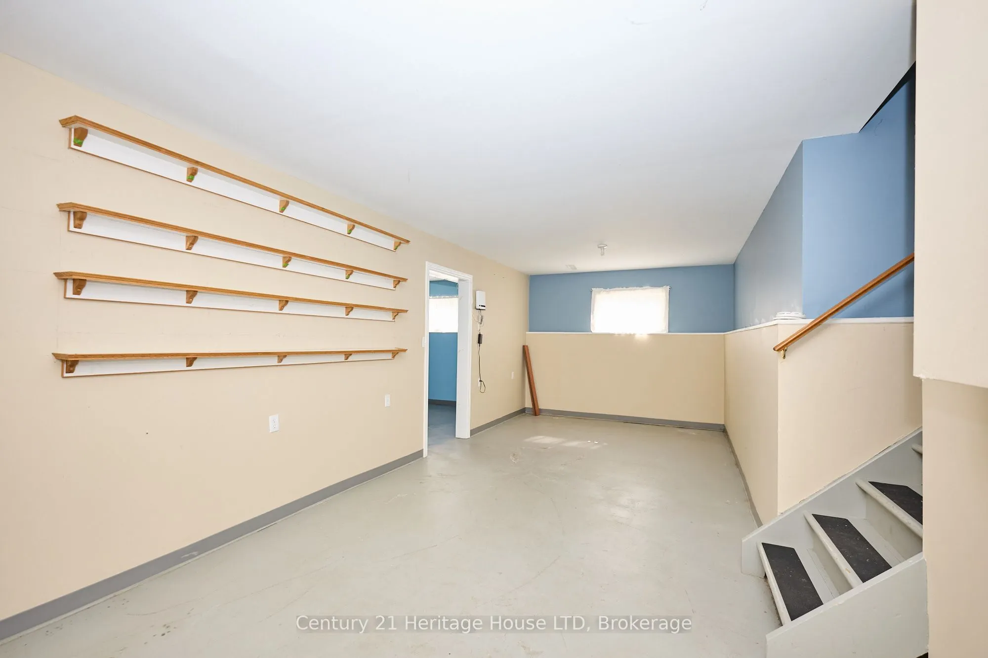 874 Crescent Road