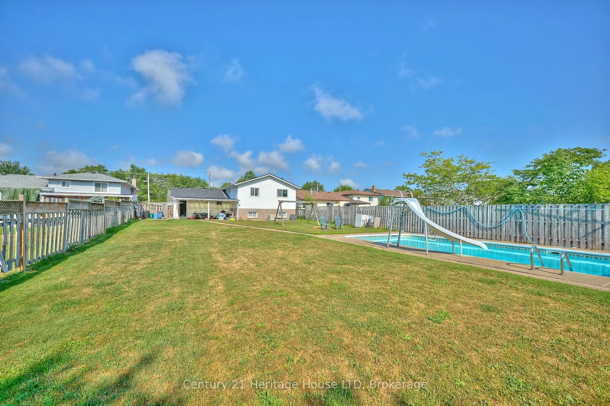 874 Crescent Road