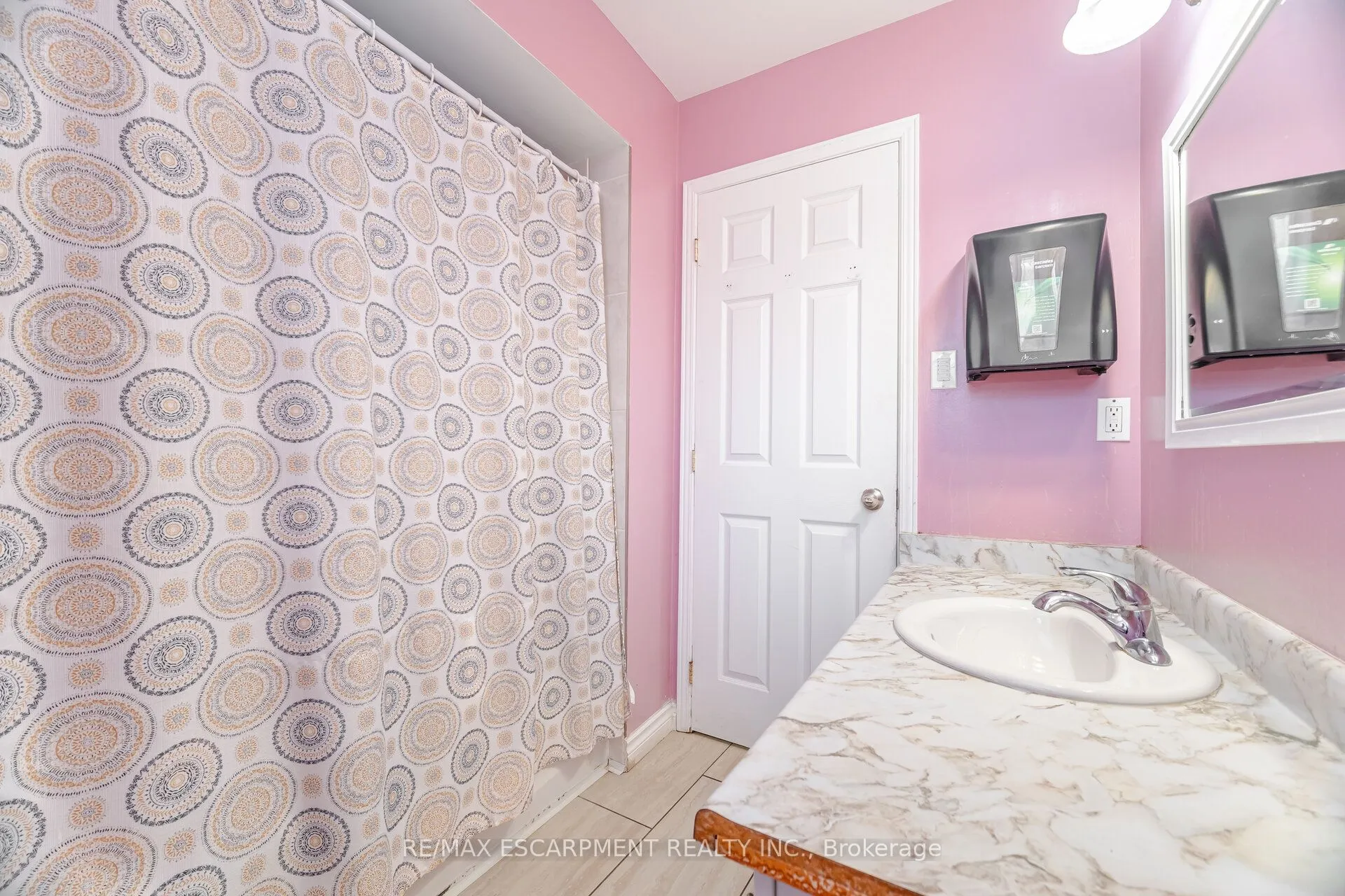 178 Athenia Drive