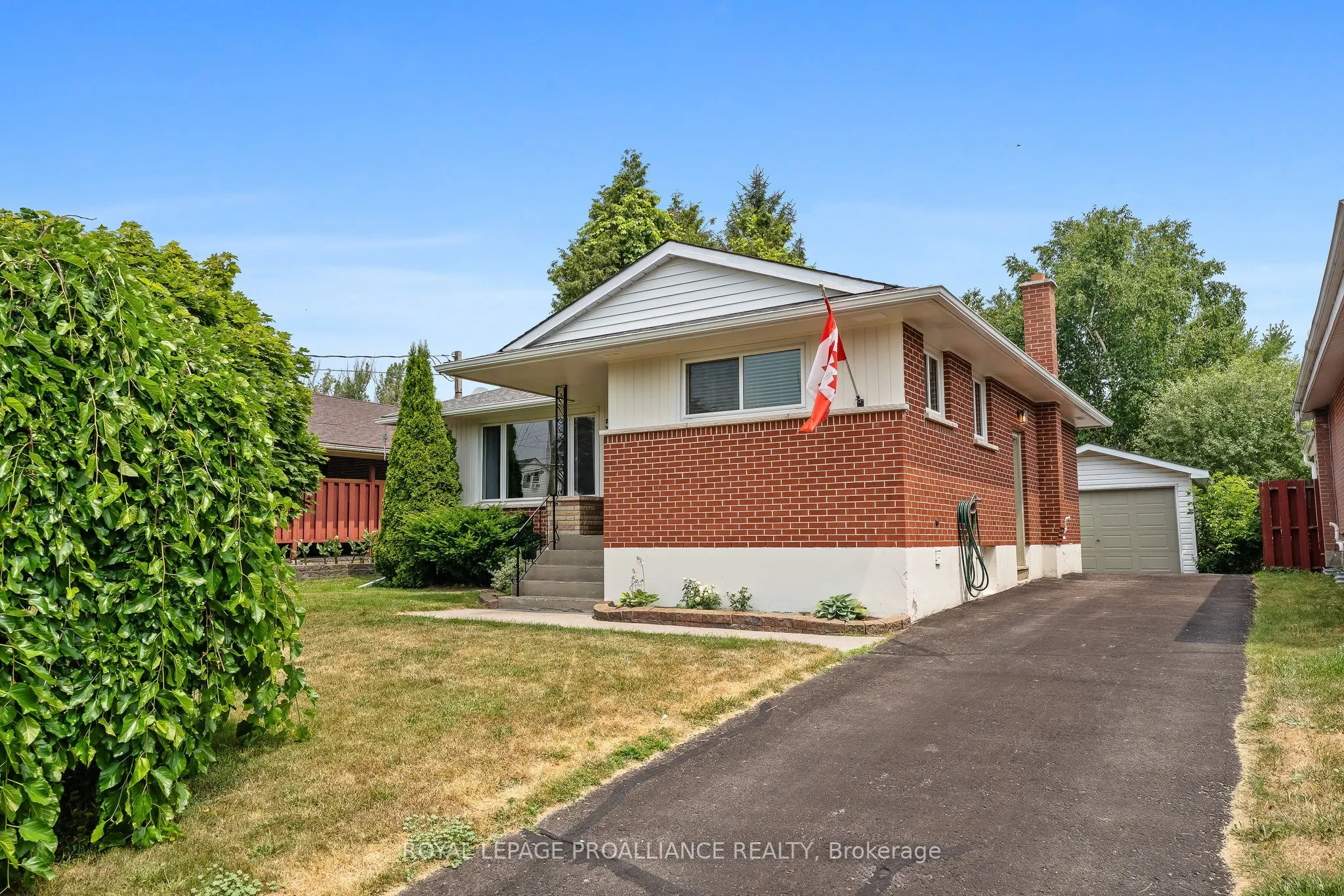 556 Sinclair Street