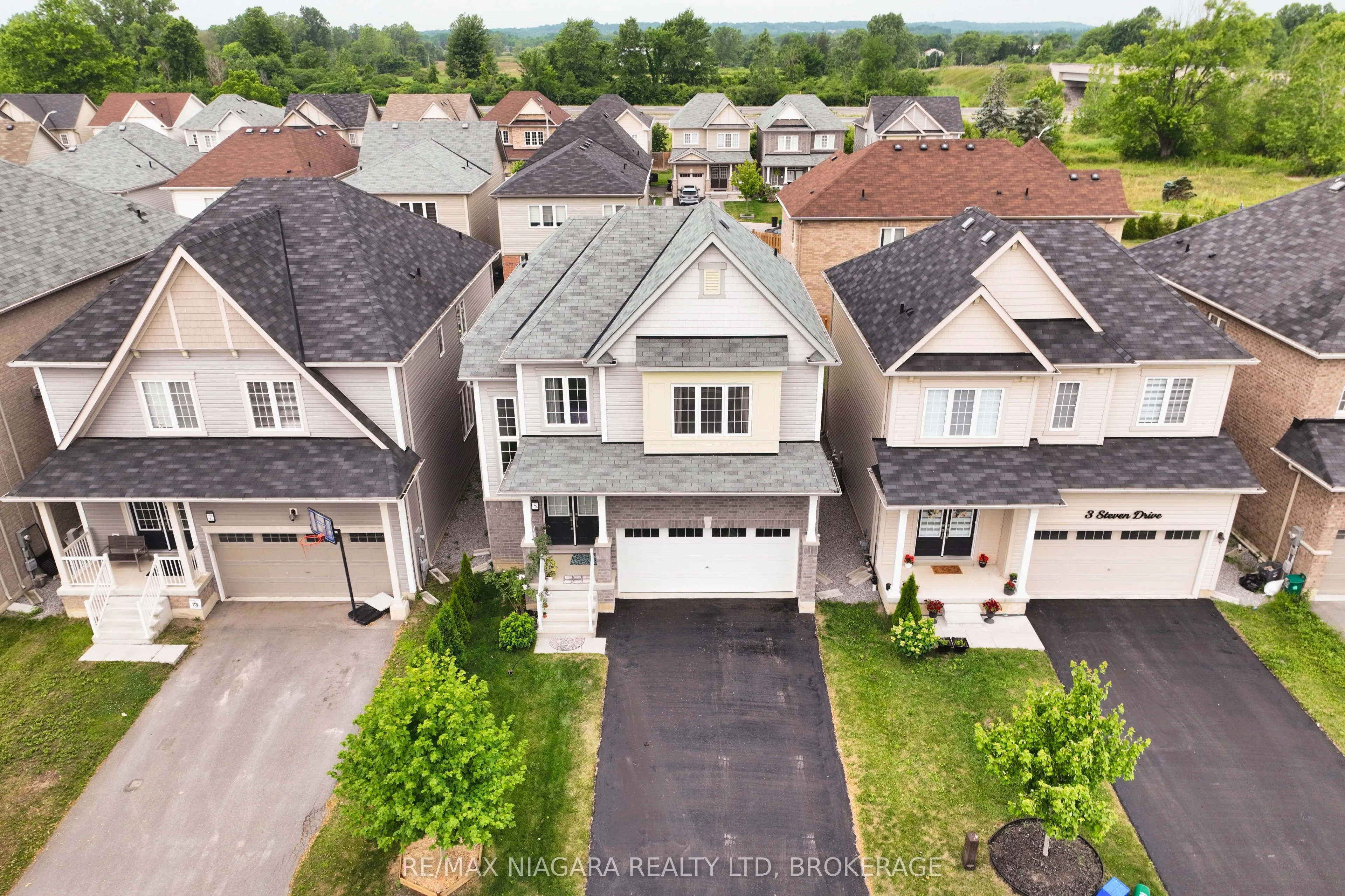 5 Steven Drive