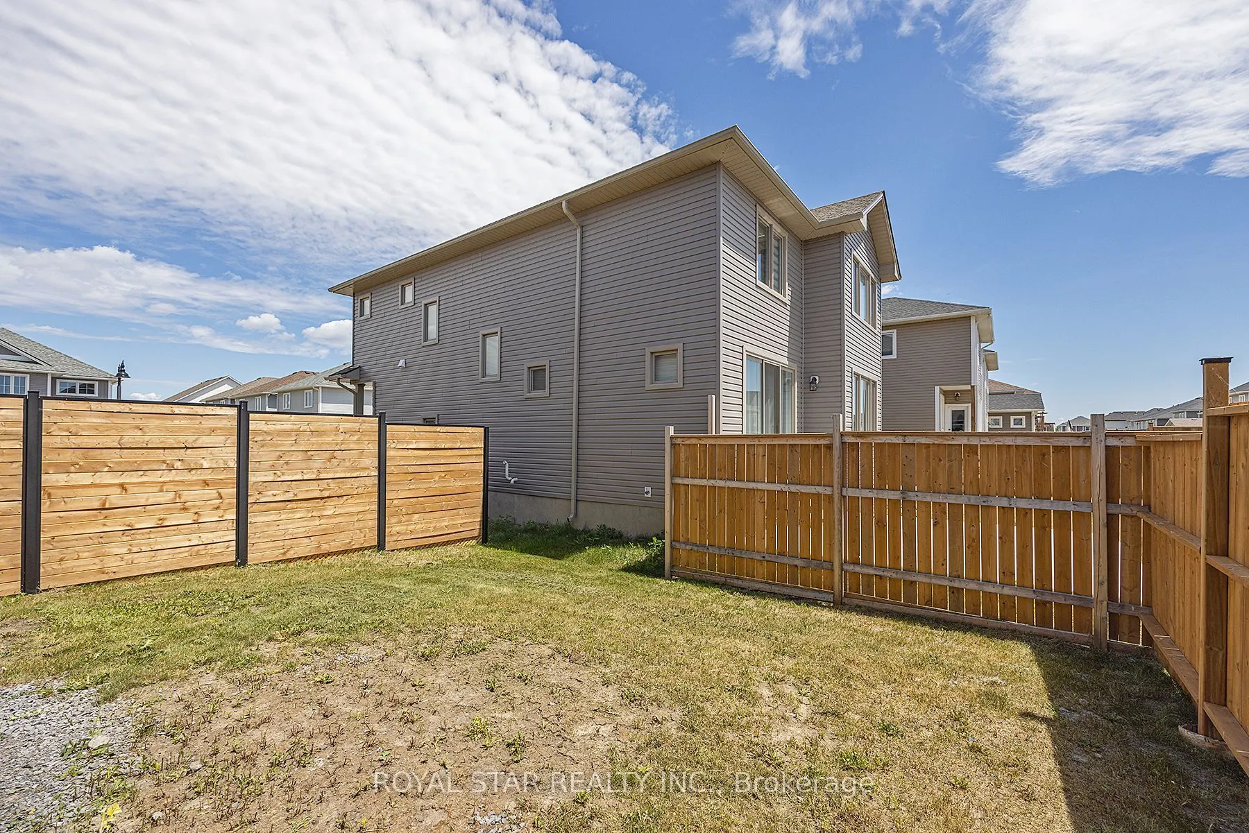 498 Beth Crescent