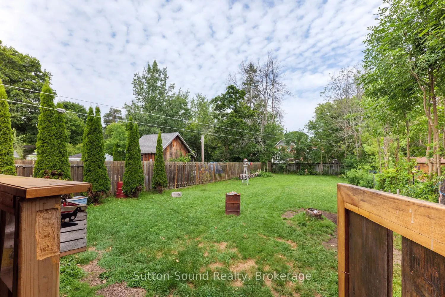 558 13th A Street W