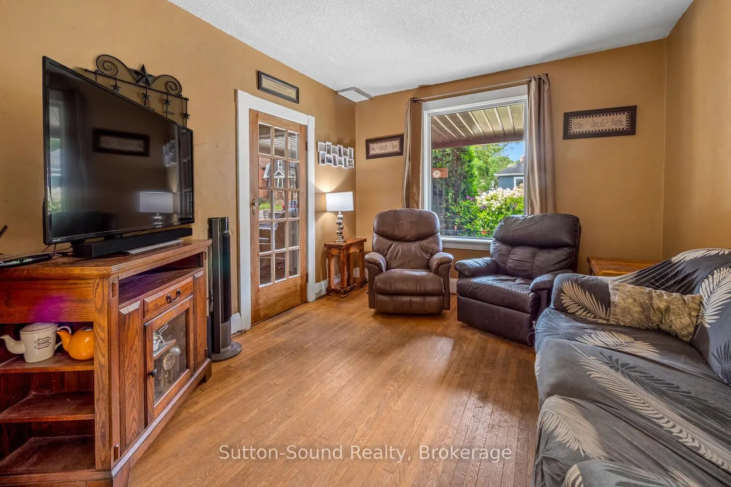 558 13th A Street W