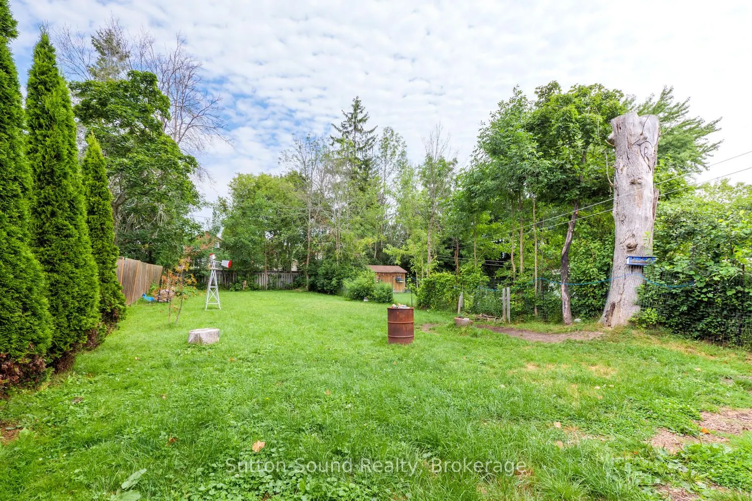 558 13th A Street W