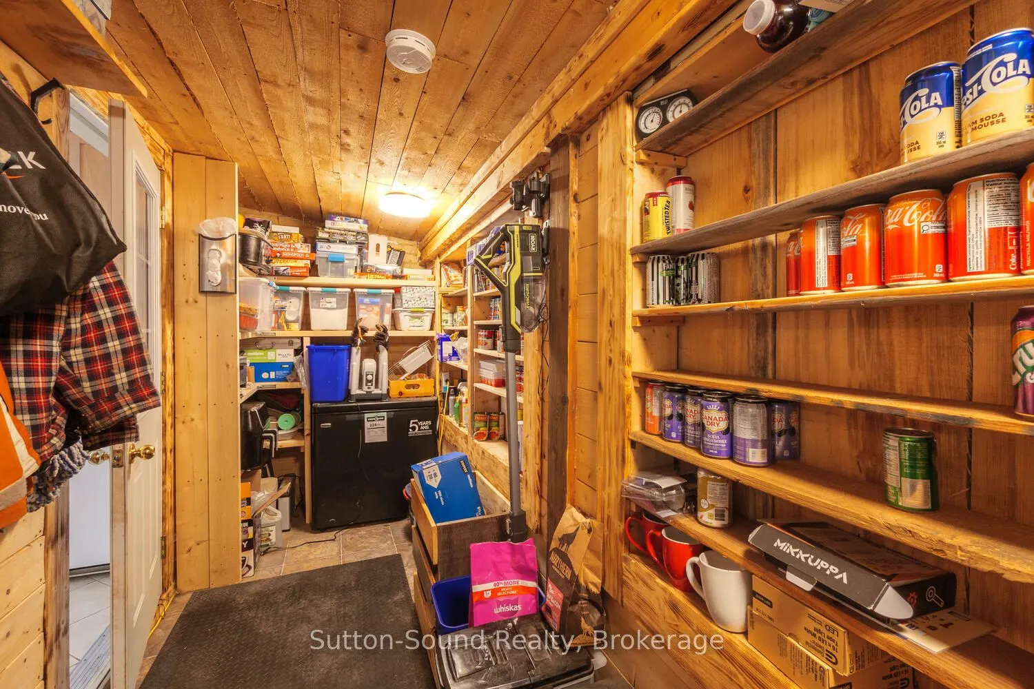 558 13th A Street W