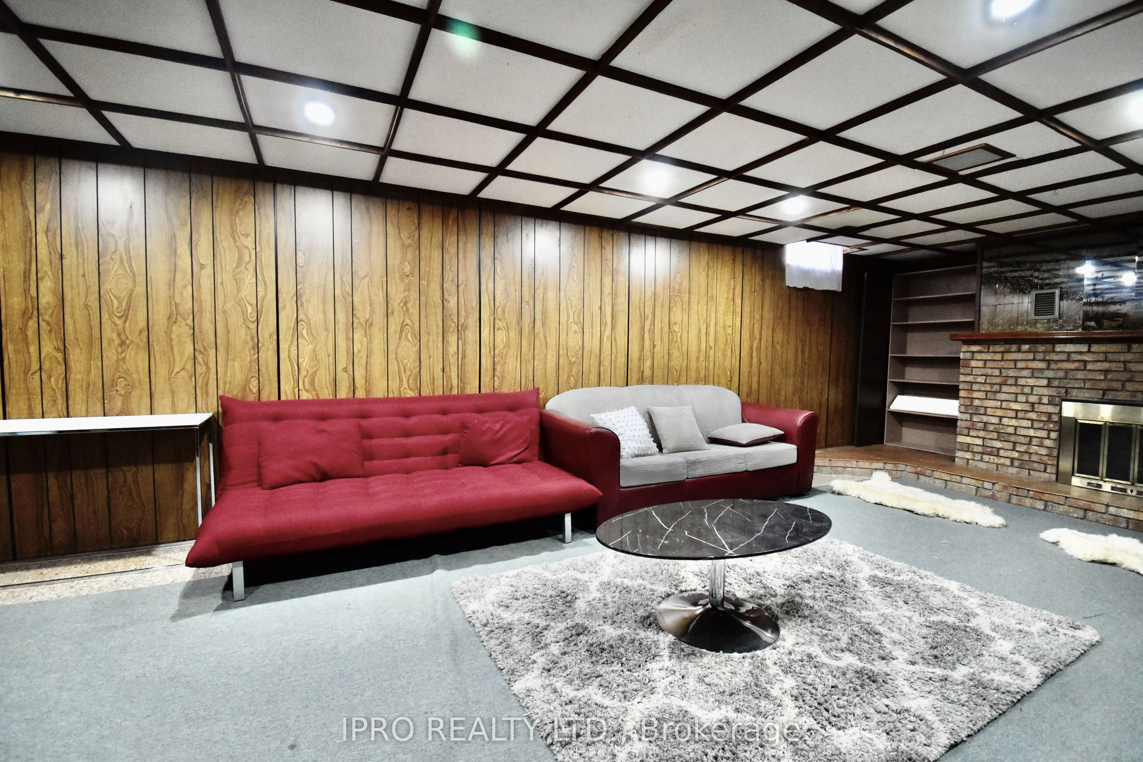 380 Christie Drive N