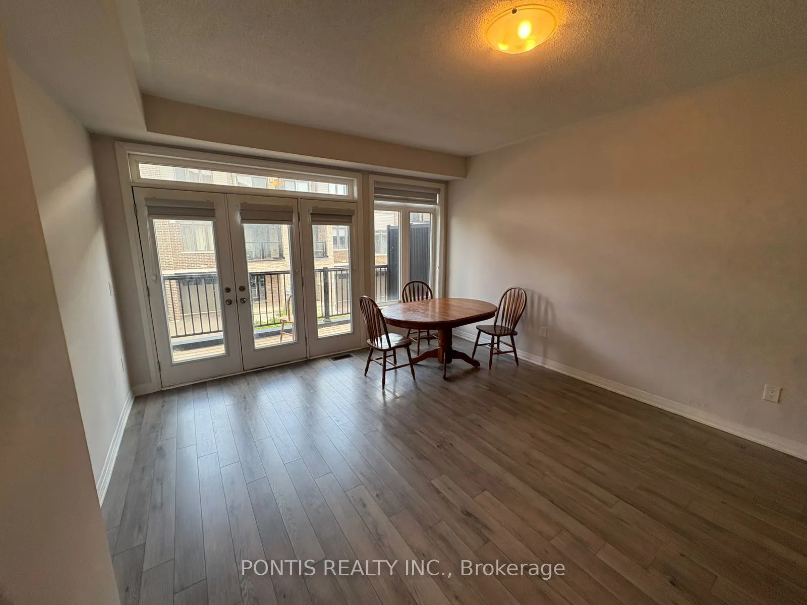 585 Colborne Street E, #304